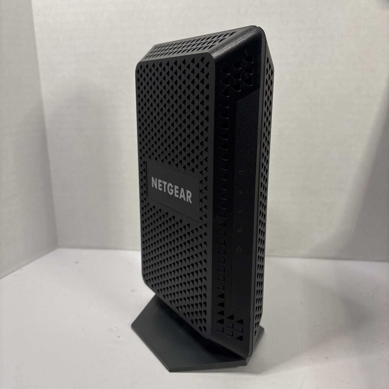 Netgear CM600 High Speed Cable Modem DOCSIS 3.0 24×8 Channel Bonding Black