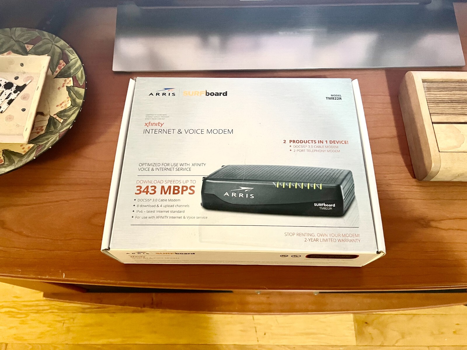 ARRIS Surfboard DOCSIS 3.0 Internet & Voice Modem Certified for XFINITY TM822R
