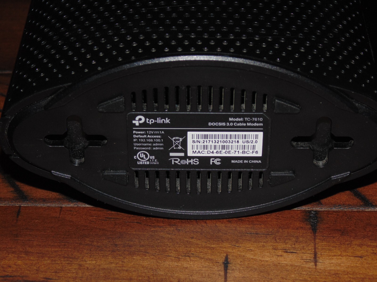 TP-LINK TC-7610 DOCSIS 3.0 Cable Modem w/ Power Adapter TESTED WORKING