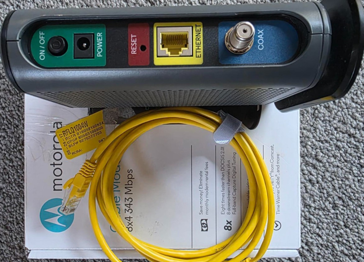 Motorola MB7220 DOCSIS 3.0 Cable Modem