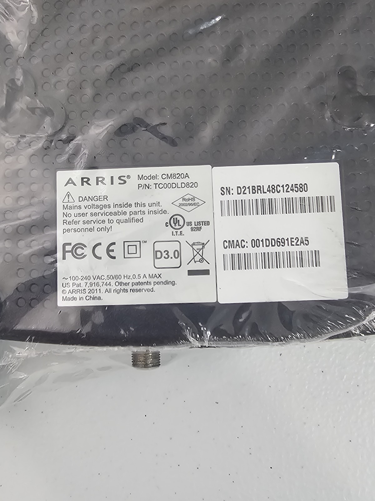 Arris Cable Modem Model CM820A With Power Cord
