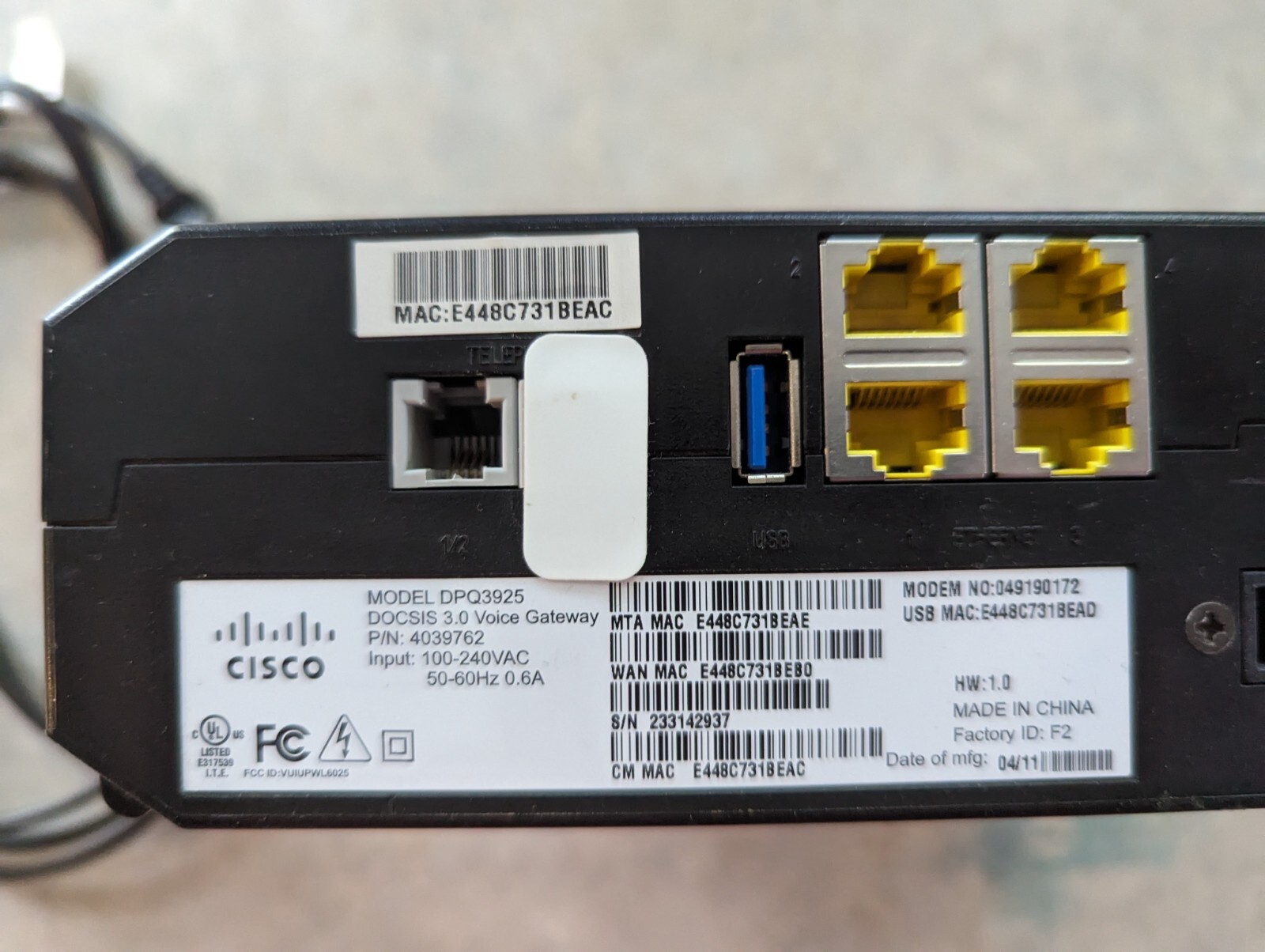 CISCO DPQ3925 8×4 DOCSIS 3.0 Wireless Gateway Modem Router with EDVA Voice