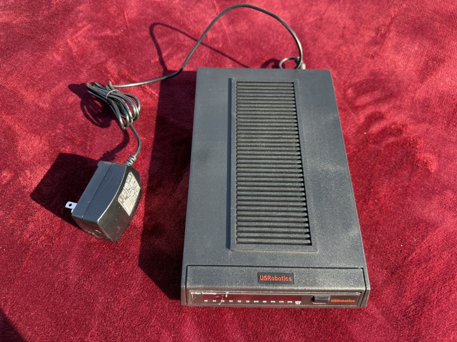 USRobotics Courier USR3453C 56 K Modem