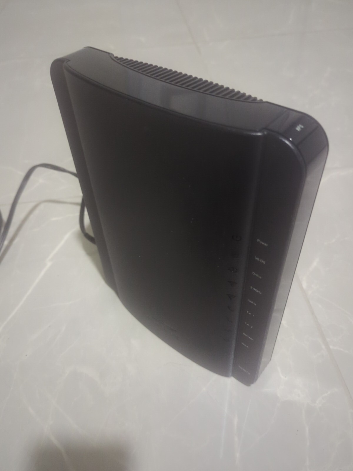 Arris TG1672G Touchstone Telephony Gateway WIFI (2.5GHz – 5.0GHz) 4 Port Modem