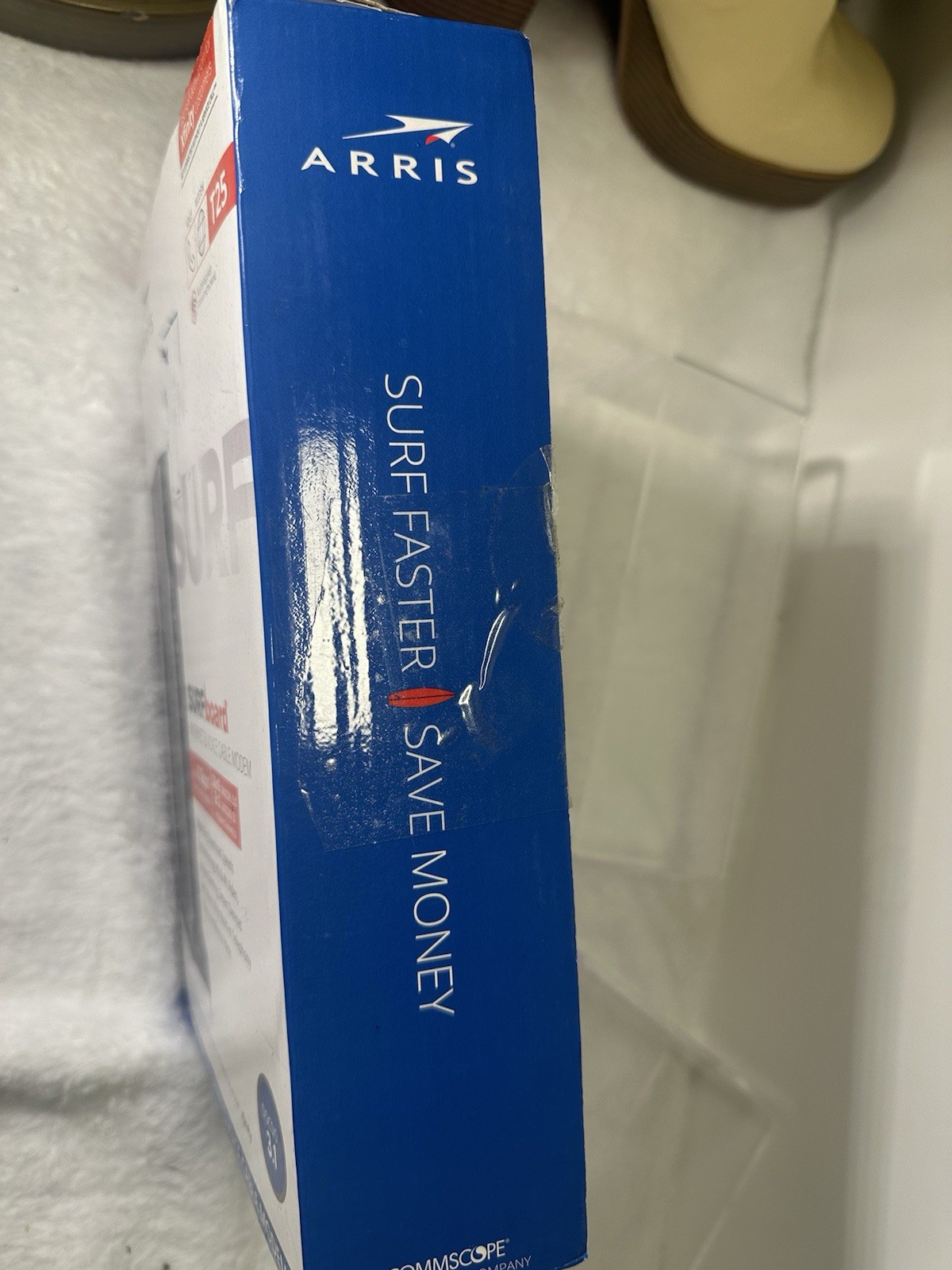 ARRIS Surfboard DOCSIS 3.1 Cable Modem – T25 OPEN BOX