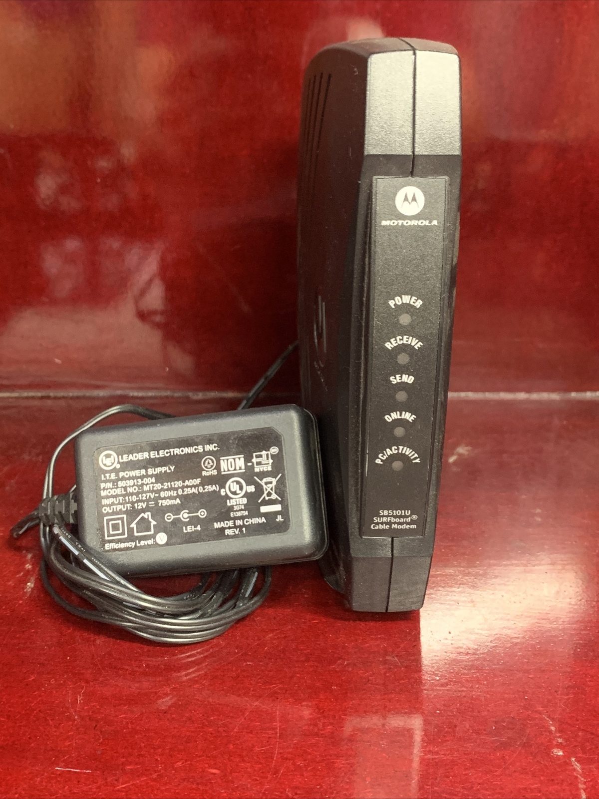 Motorola SURFboard SB5101U (563452-001-00) 38.91 Mbps