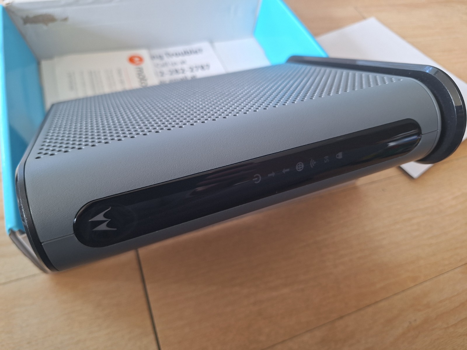 Motorola MG7550 16×4 High Speed ​​Cable Modem Plus AC1900 WiFi Router Tested!