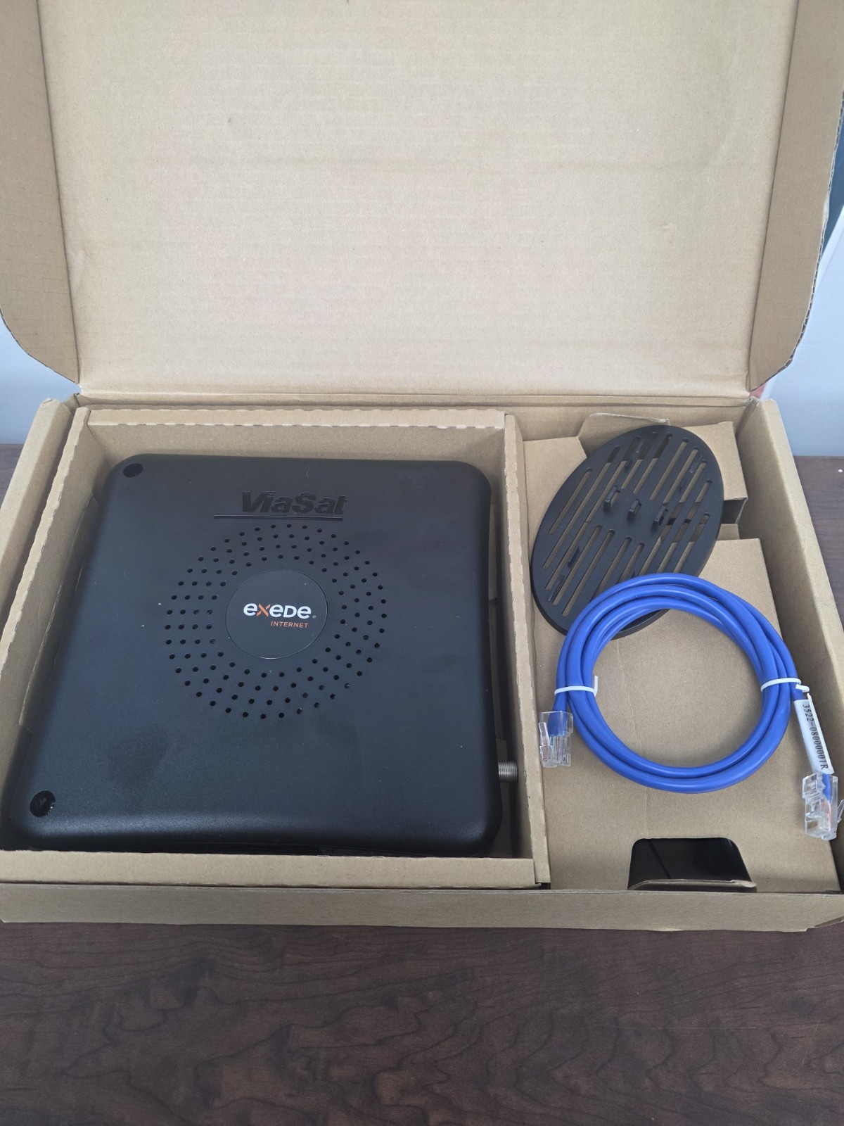 Viasat RM5110N-030 Exede Satellite Broadband Gateway/Modem w/Power Supply