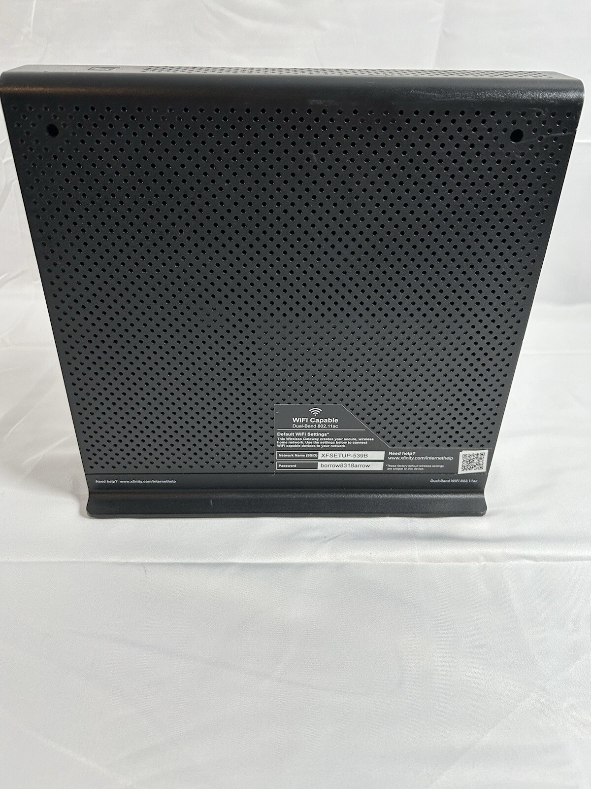 Xfinity Dual-Band WiFi 802.11ac Modem Arris Model TG1682G – Untested