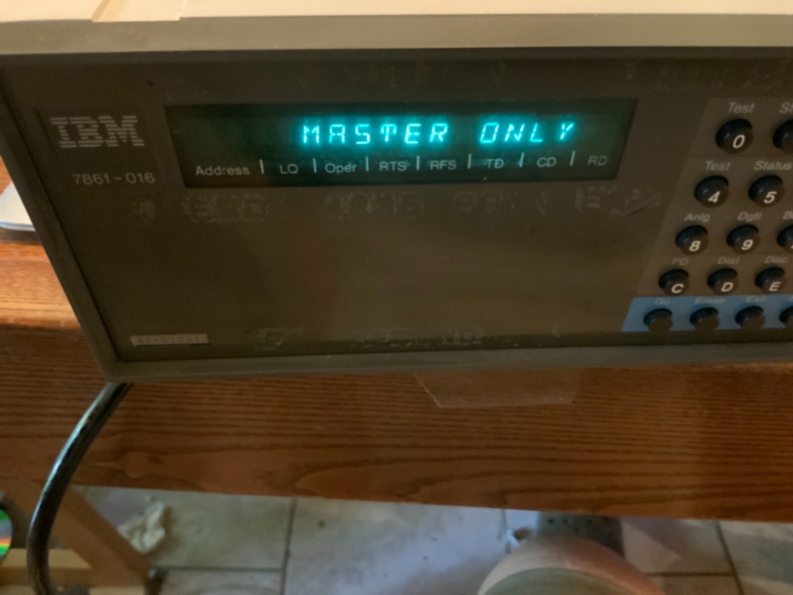 IBM 7861-0016 External Modem powers on