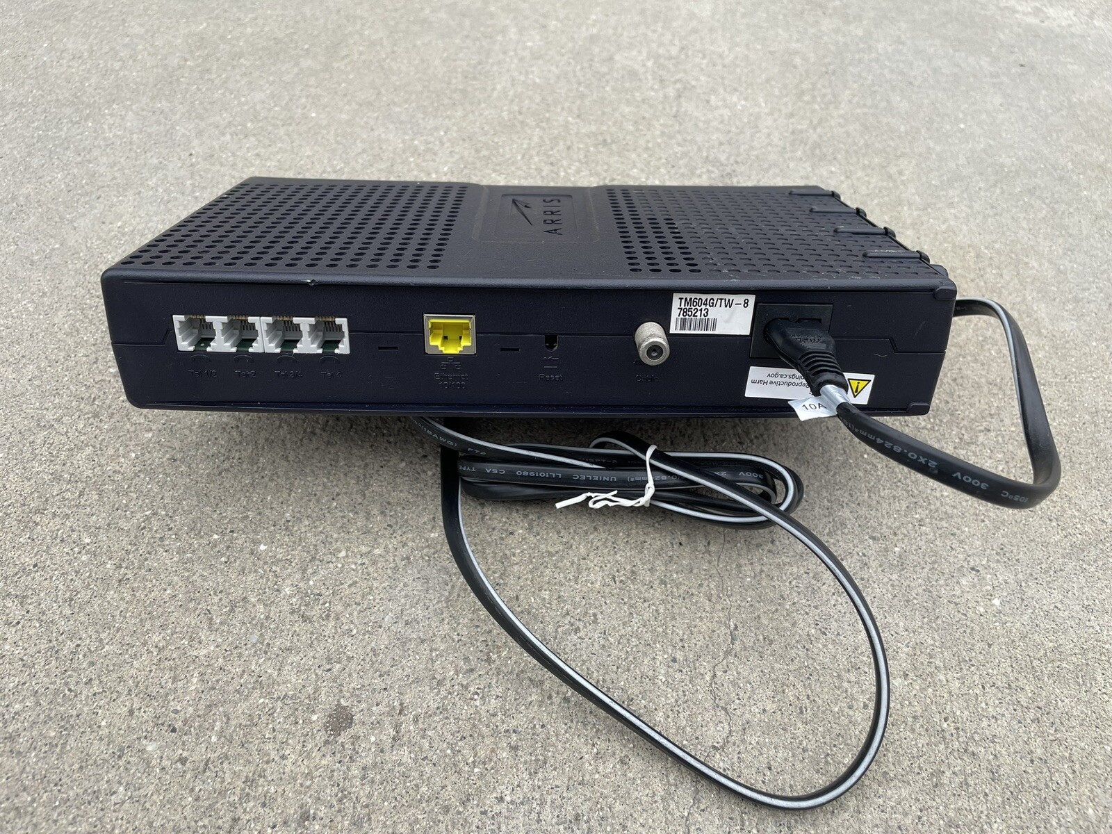 ARRIS TM604G Cable Touchstone Telephony Modem – Model TM604G