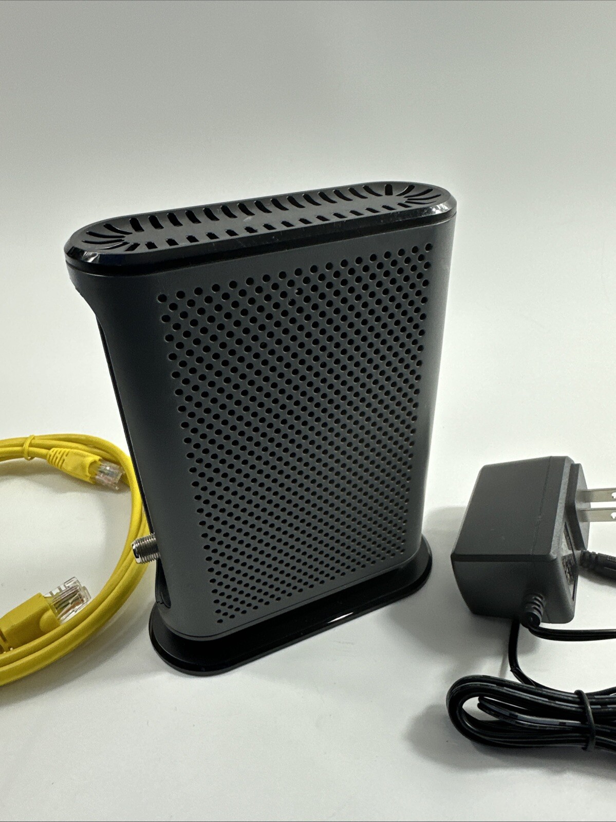 Motorola MB7220 DOCSIS 3.0 Cable Modem – Black