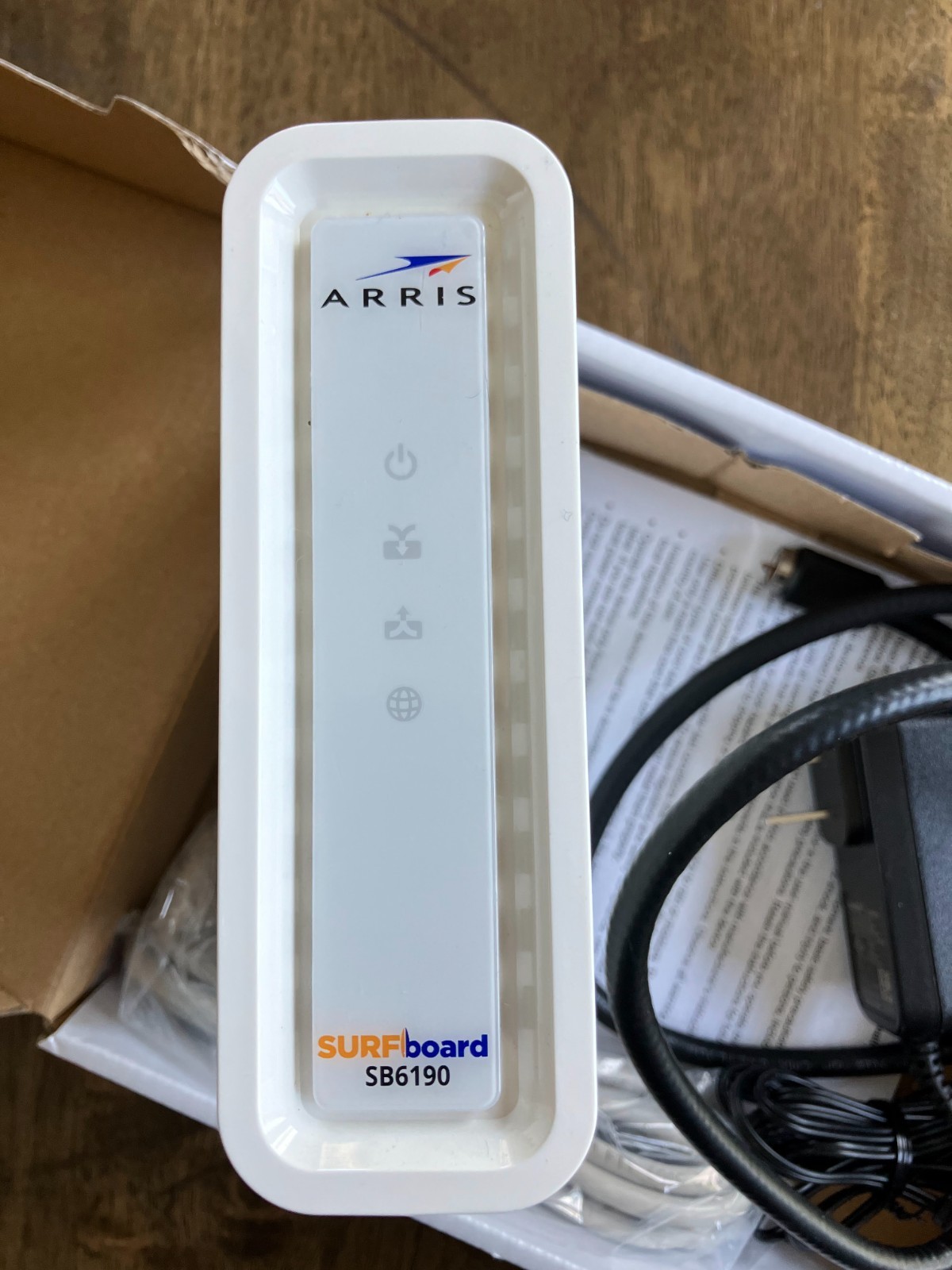 Arris SURF BOARD Sb6190 Cable Modem – in original box