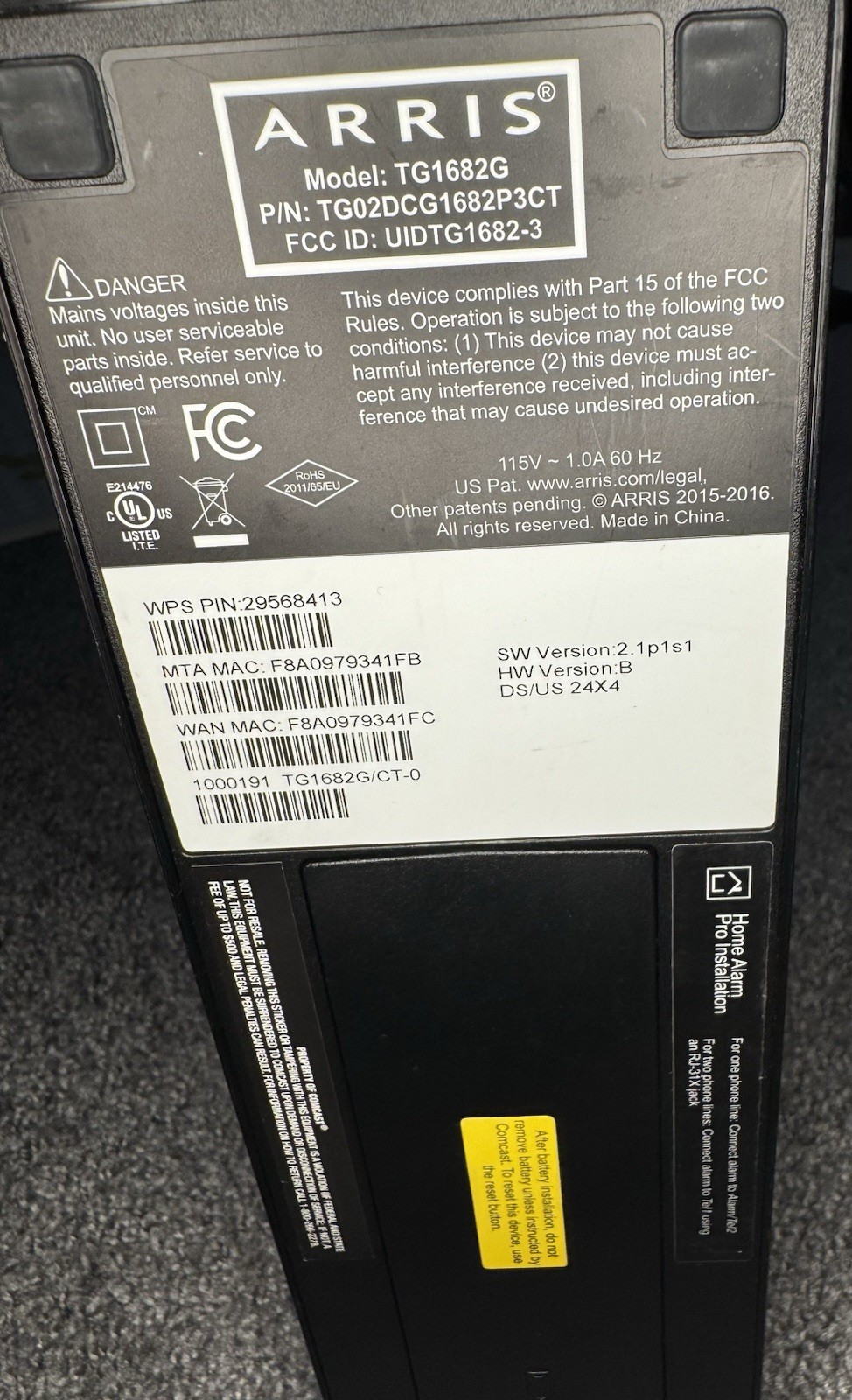 Arris Panoramic TG1682G Dual Band DOCSIS 3.0 Wireless Modem Router