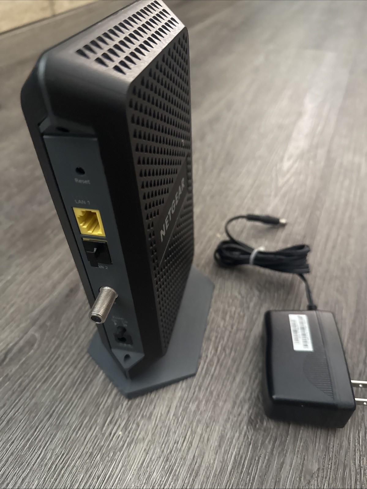 NETGEAR Nighthawk CM1100 Cable Modem