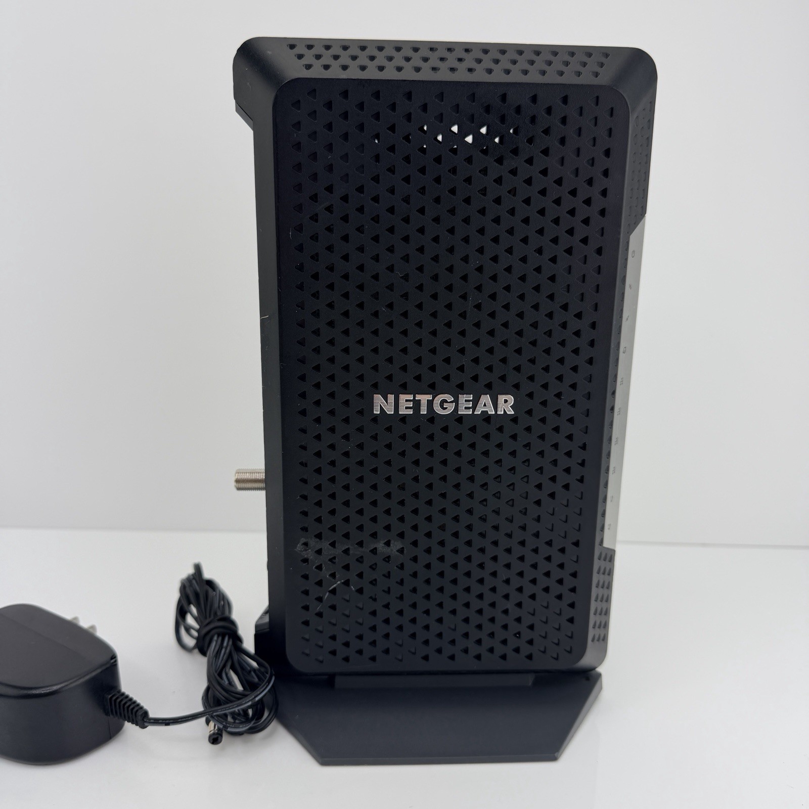 Netgear Nighthawk CM1150V Multi-Gig Cable Modem with Voice (DOCSIS 3.1)