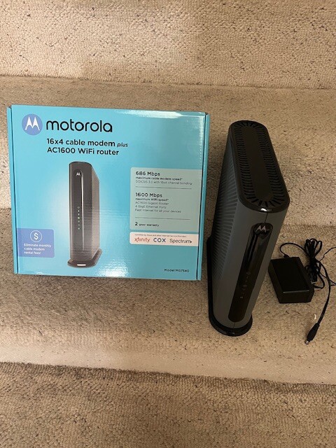 MOTOROLA MG7540 16×4 Cable Modem Plus AC1600 Dual Band Wi-Fi Gigabit Router