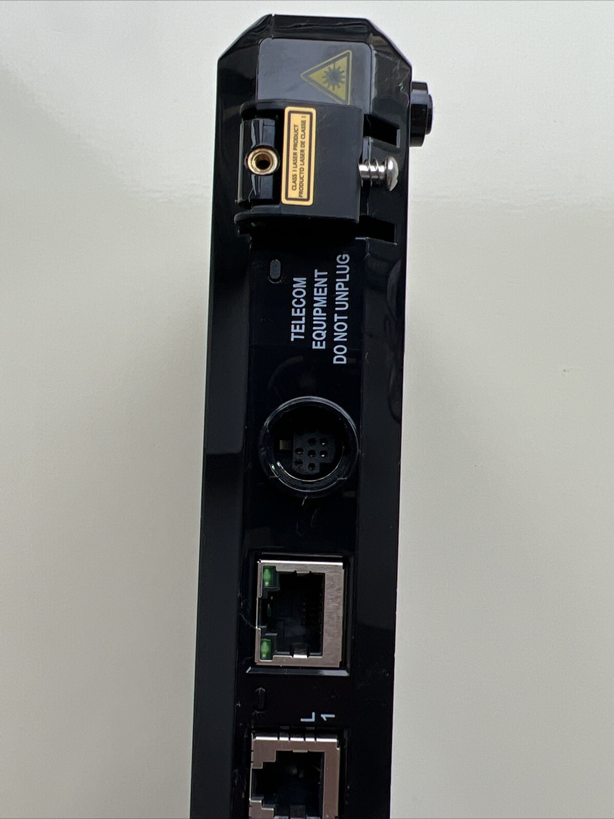 Verizon FIOS Optical Network Terminal G-211M-C Modem & Power Supply