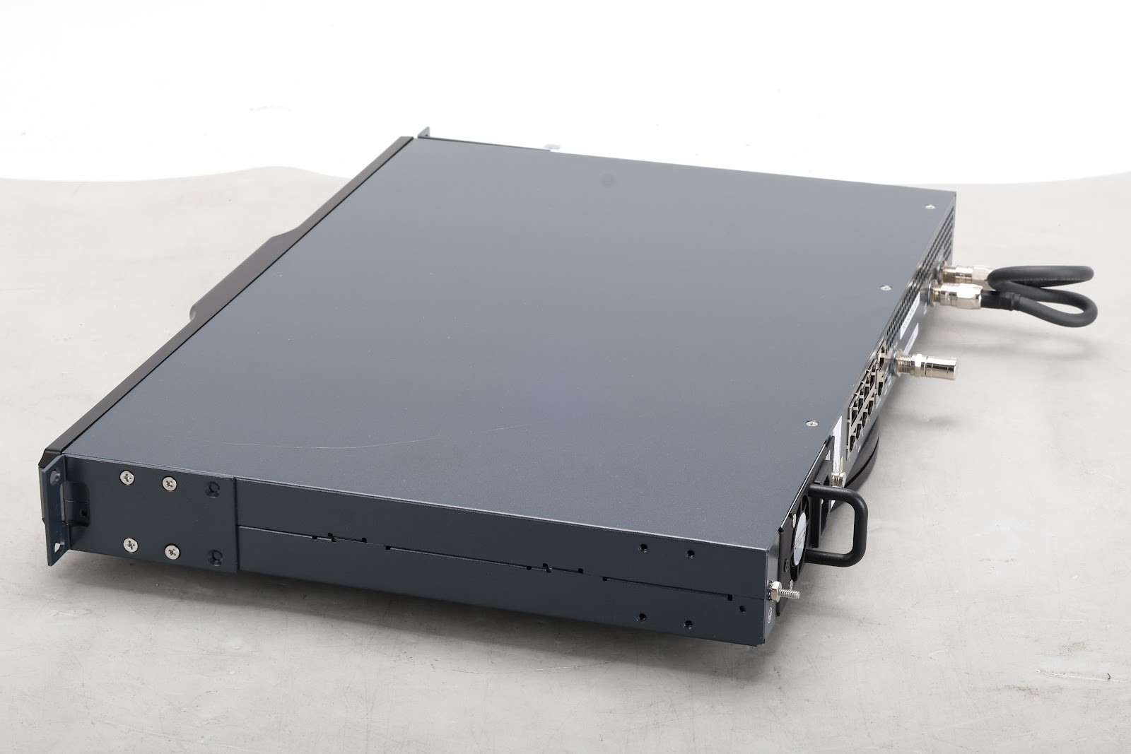 iDirect X7 Satellite Modem Router E0001796-0004 Rev 0V