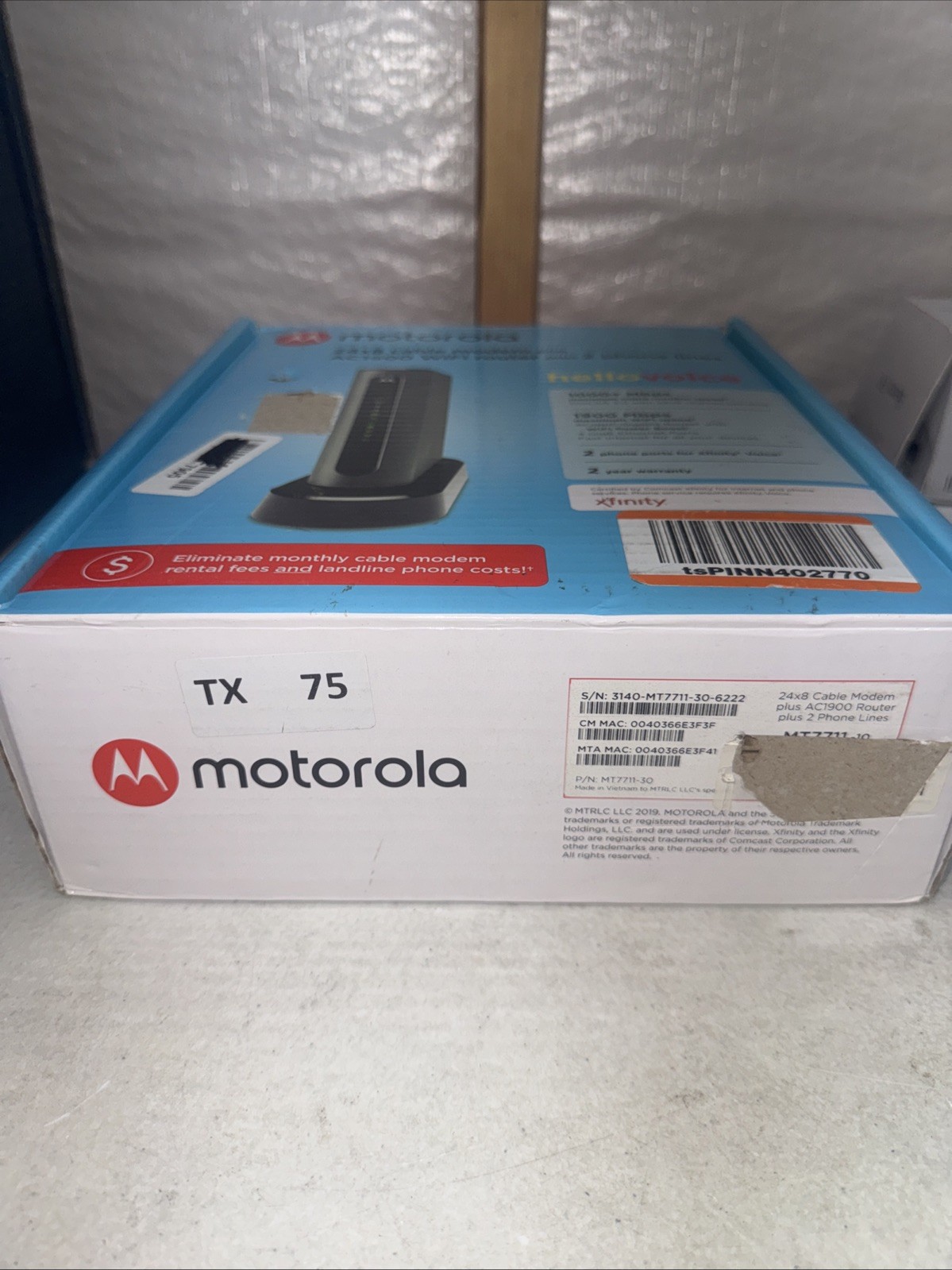 Motorola MT7711 24X8 Cable Modem and AC1900 Dual Band Wi-Fi Gigabit Router