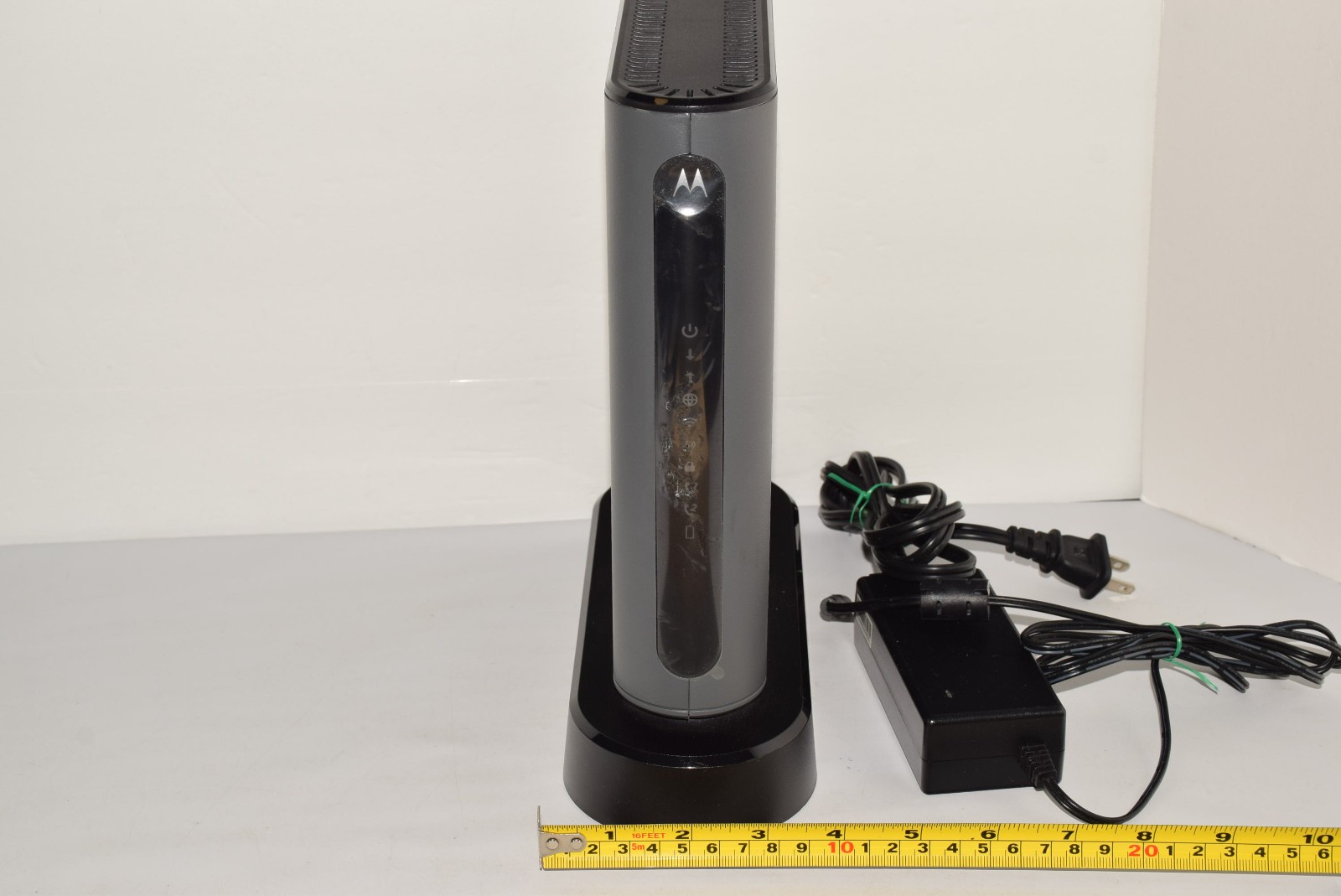 Motorola MT7711 24×8 Cable Modem plus AC1900 Dual Band WiFi Gigabit Router OEM