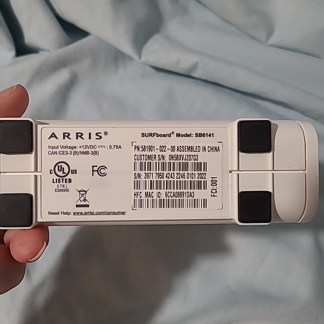 ARRIS SURFboard SB6141 Surf Board Modem White input Voltage +12vdc 1GHz LPF