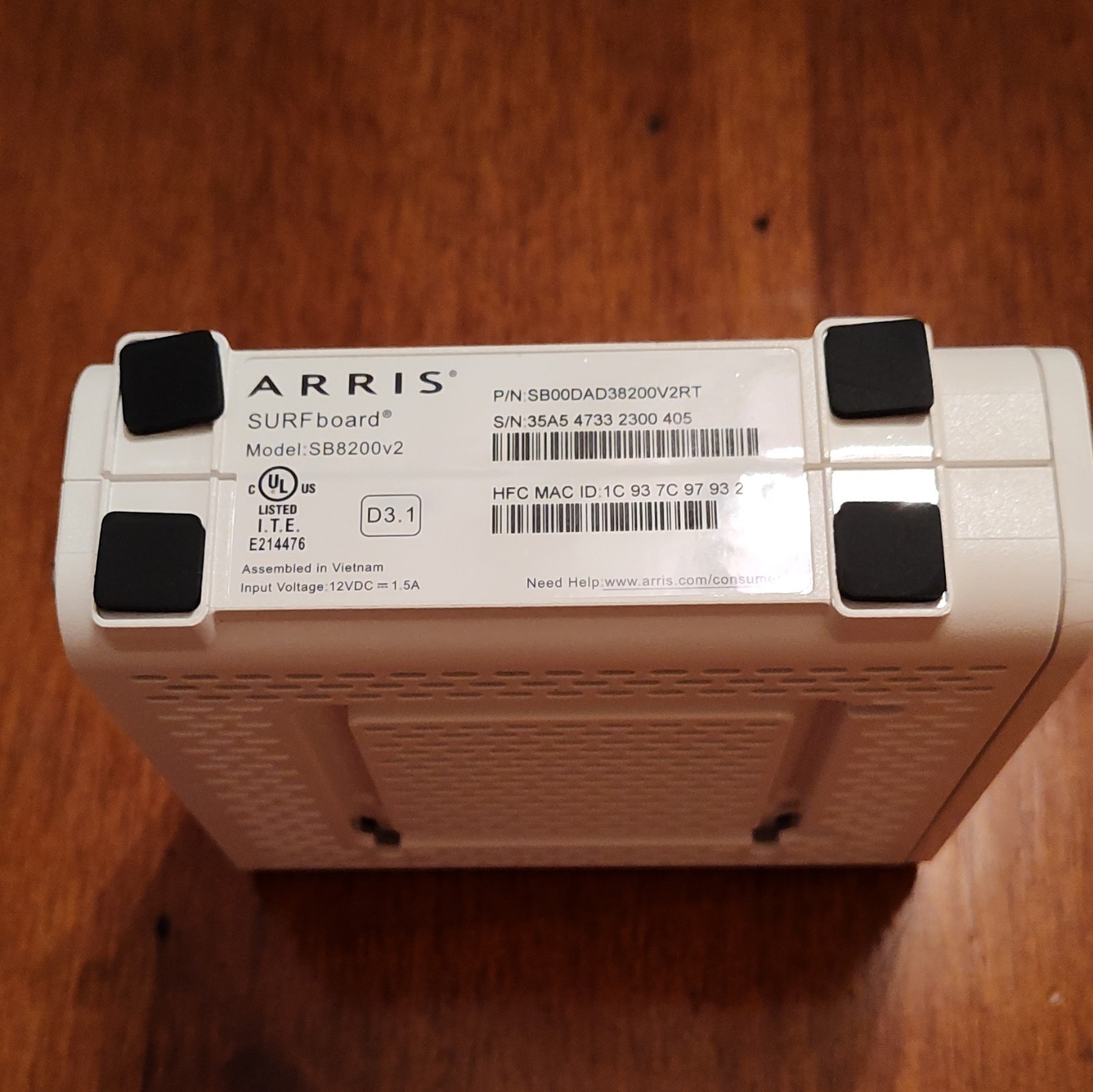 ARRIS SURFboard SB8200v2 DOCSIS 3.1 Cable Modem 2 Gbps 2x RJ-45 White