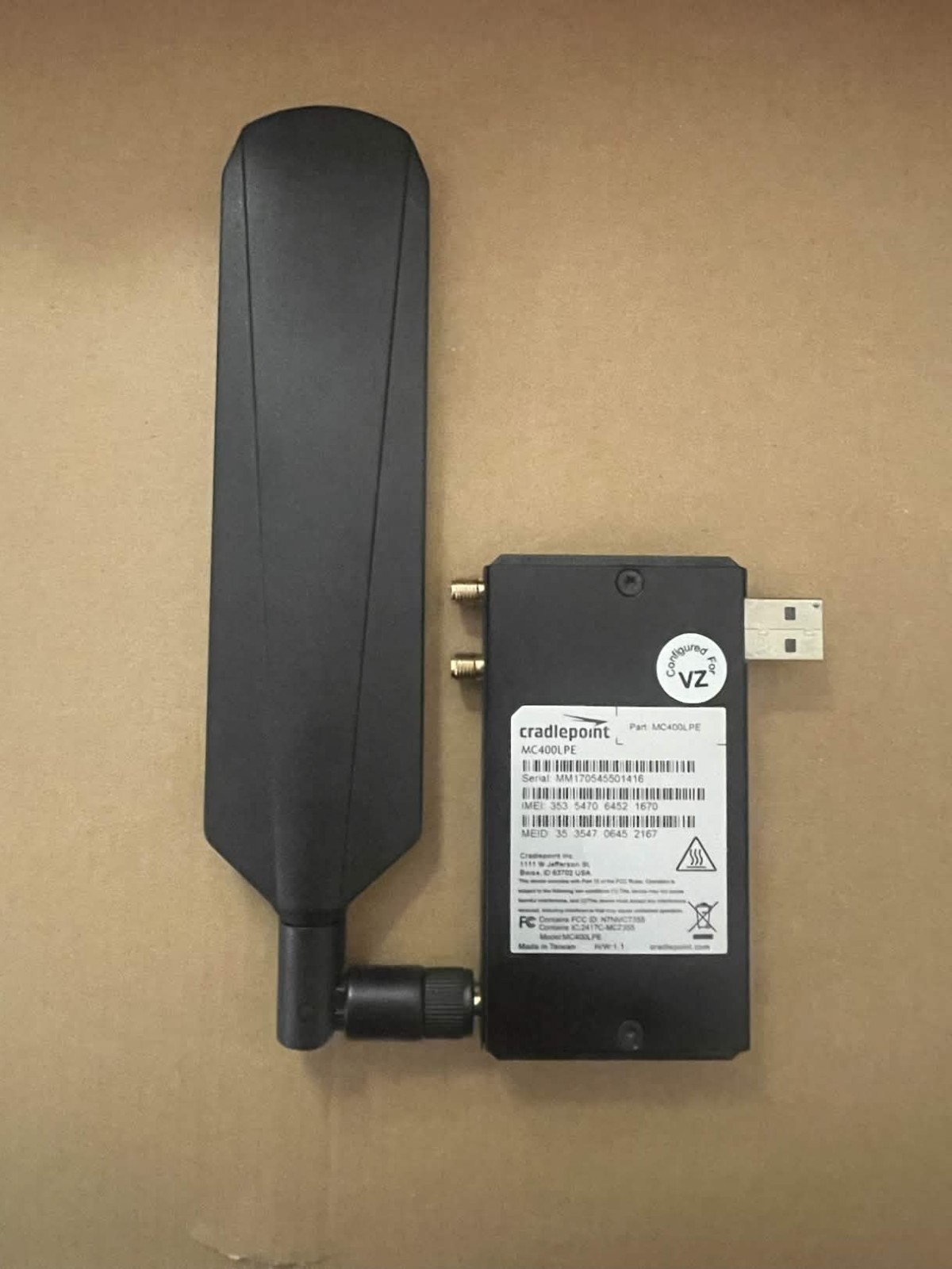 CRADLEPOINT MC400LP6 4G LTE Modem with Antenna