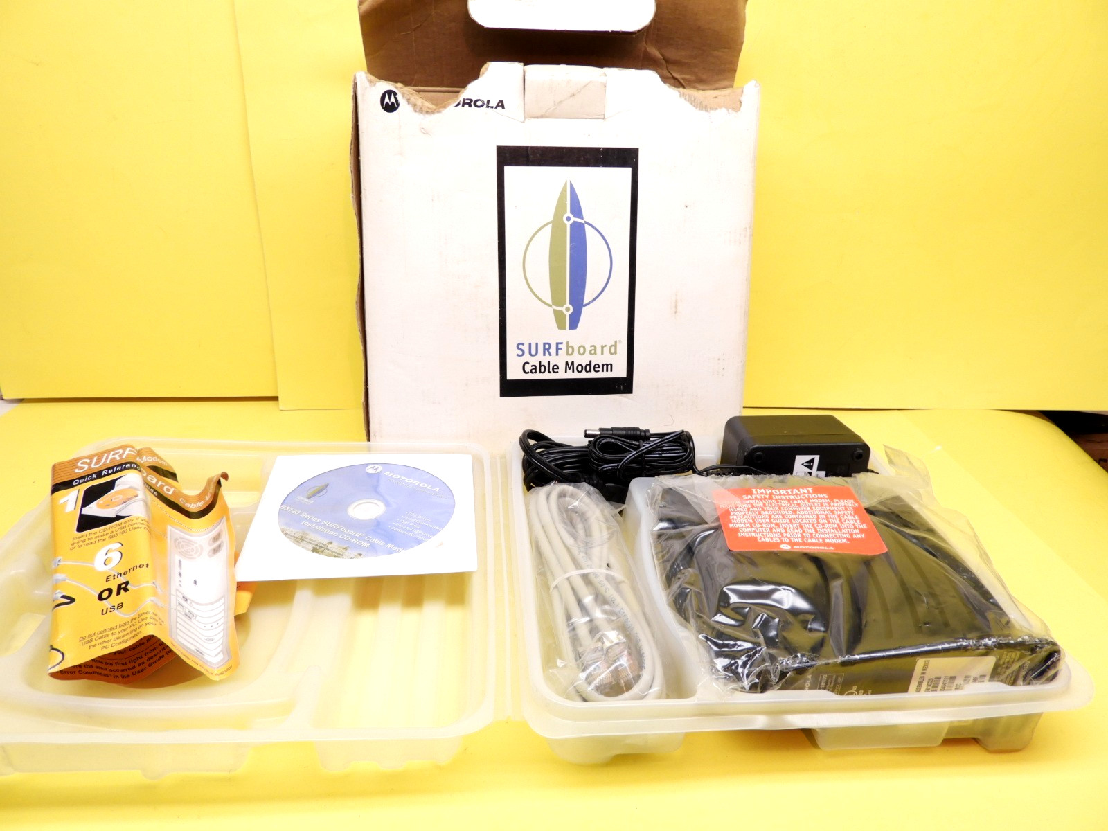 MOTORLA MODEL SB5120 SURFBOARD INTERNET CABLE MODEM COMCAST XFINITY 2002 BOXED