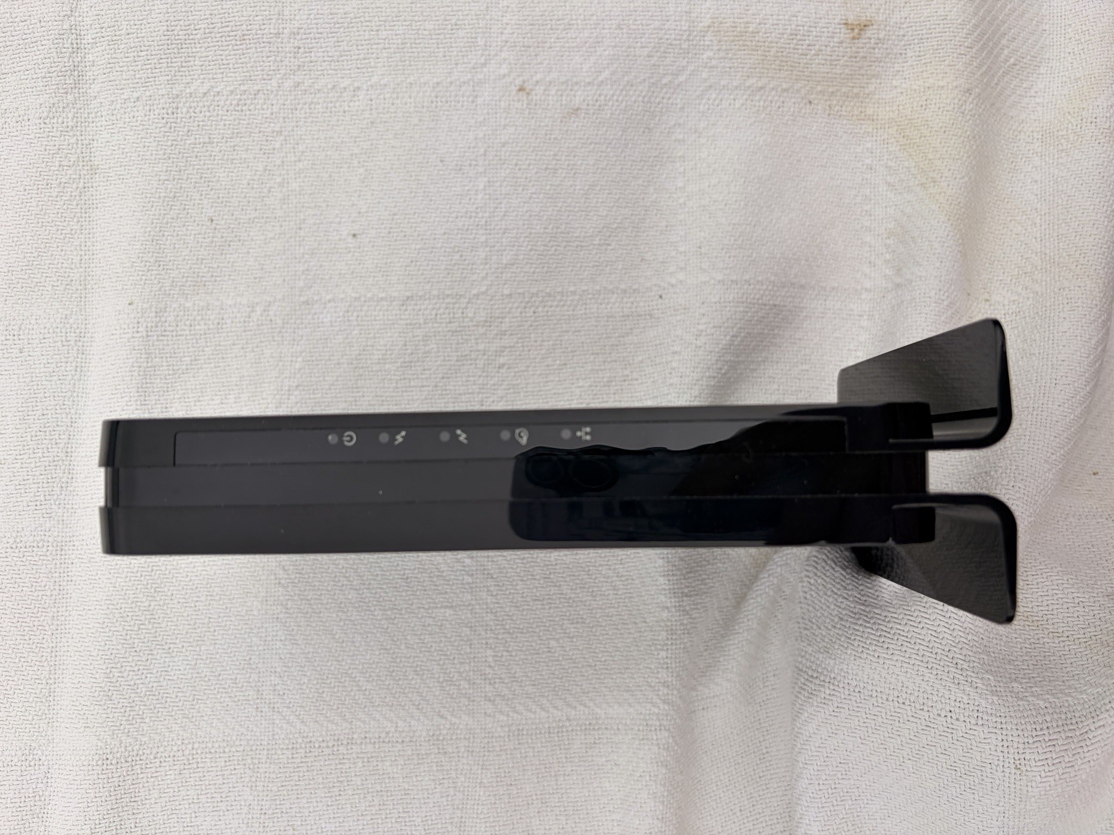 NETGEAR CM500 DOCSIS 3.0 Cable Modem 680 Mbps 1x Gigabit Ethernet w/ Adapter