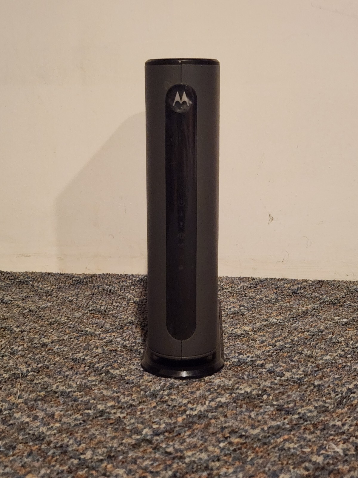 Motorola MG7540 16×4 Cable Modem Plus AC1600 Dual Band Wifi Router