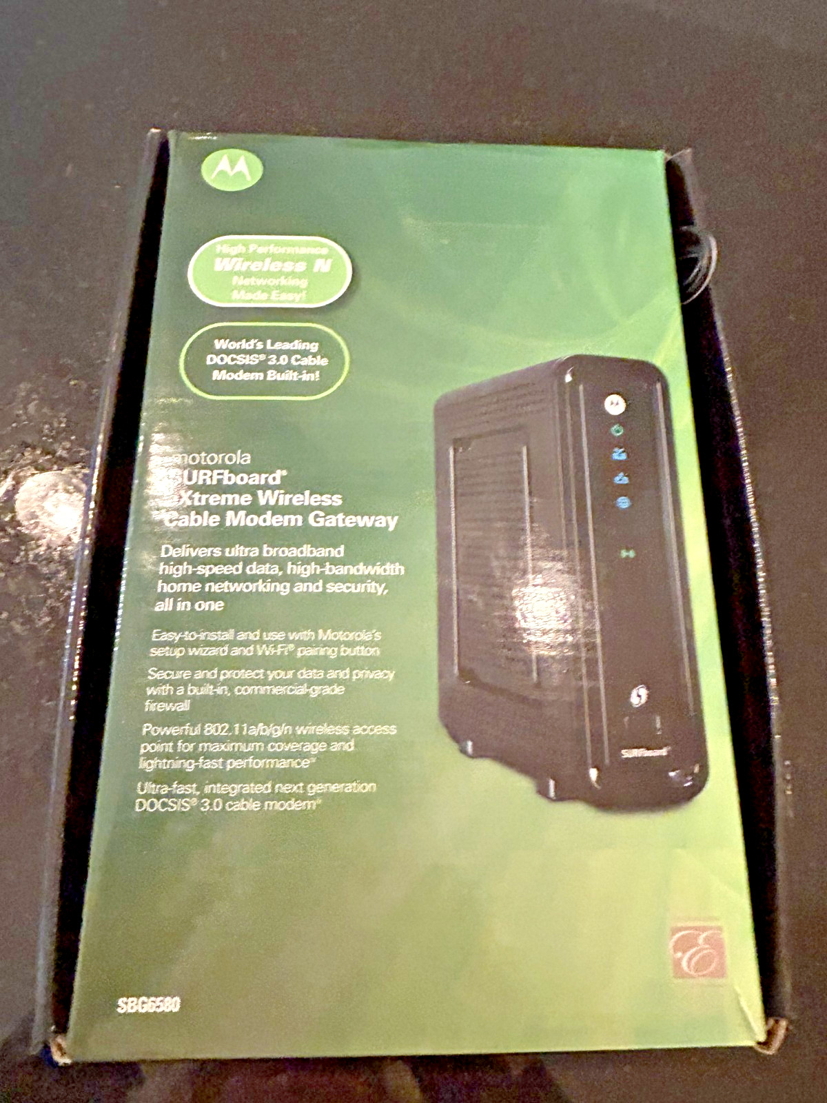 Motorola SURFboard eXtreme Wireless Cable Modem Gateway DOCSIS 3.0 NOS