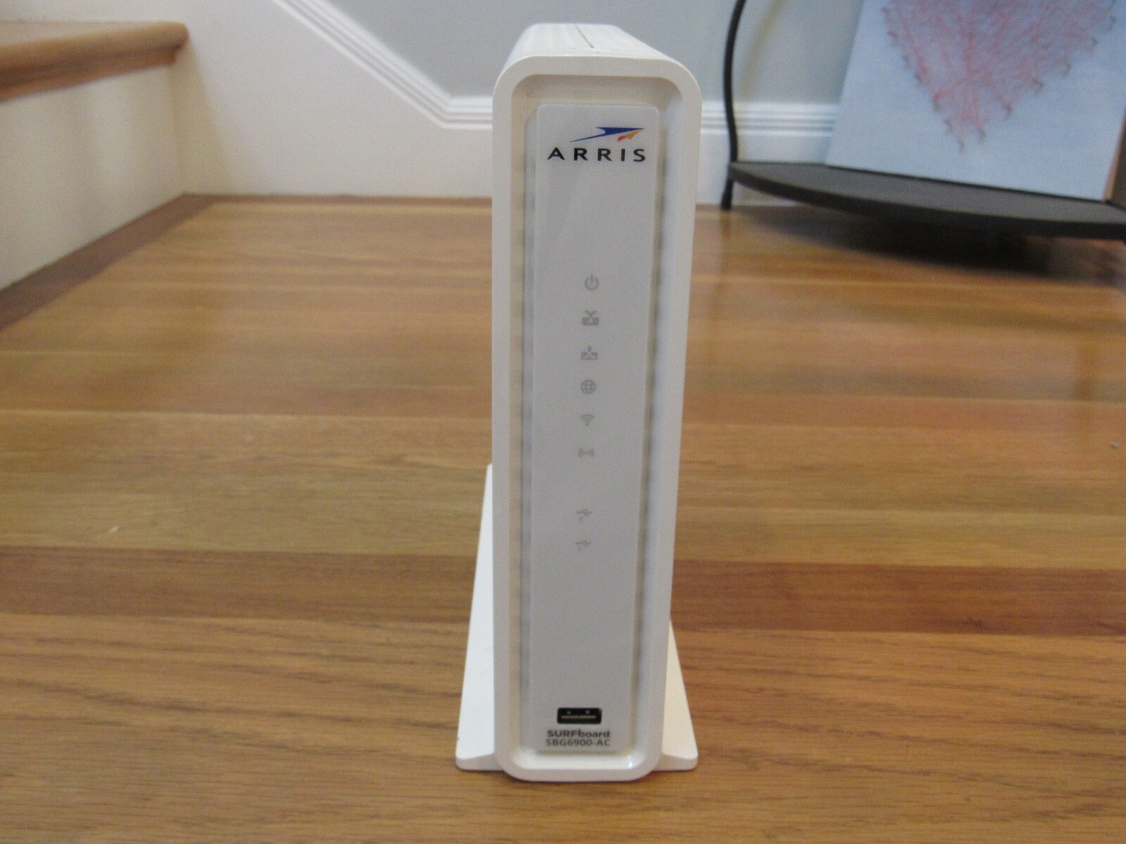 ARRIS Surfboard SBG6900-AC Cable Modem With AC1900 WiFi Router