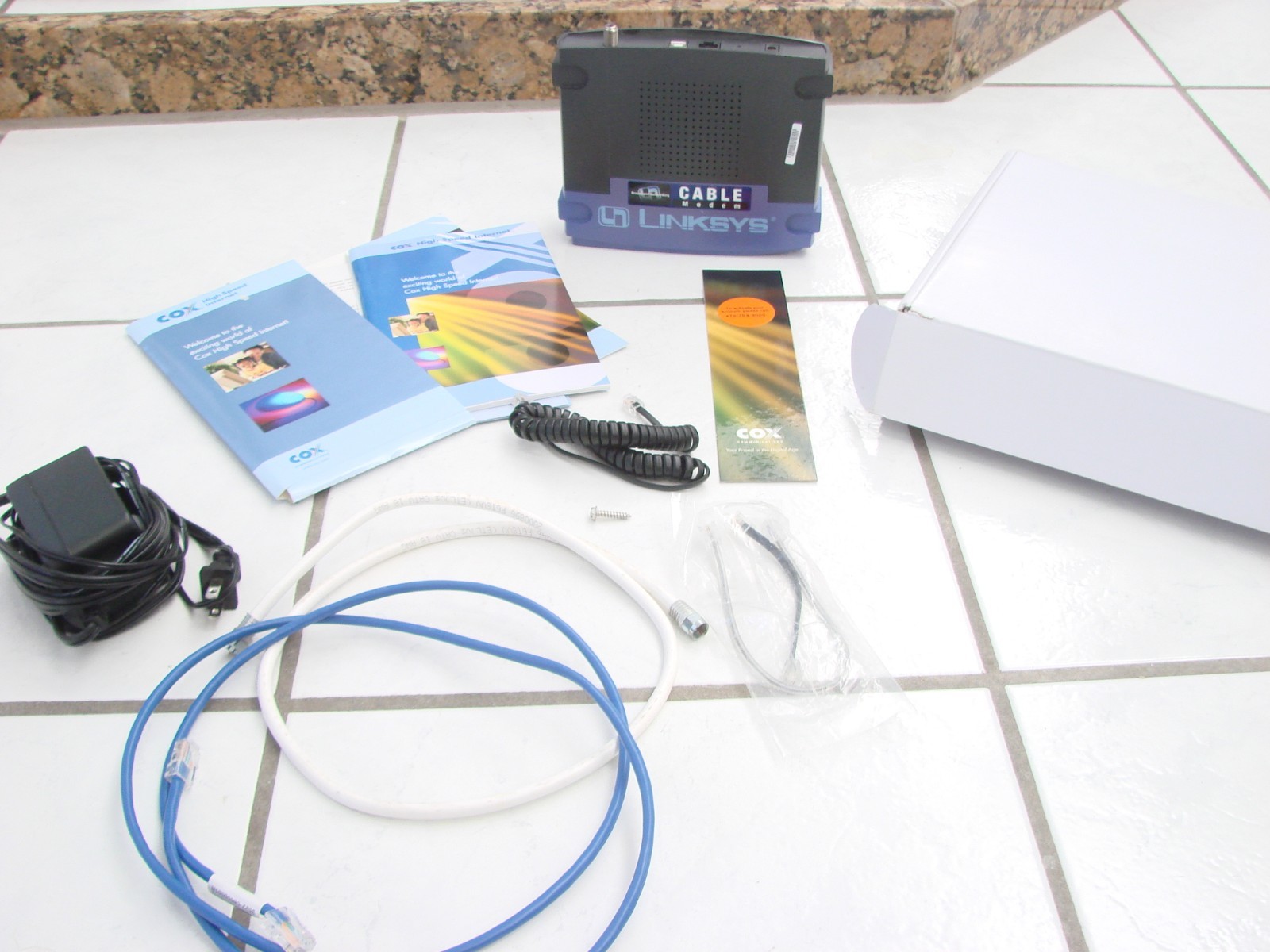 Linksys Etherfast Cable Model BEFCMU10 V#2 w/ box power cord