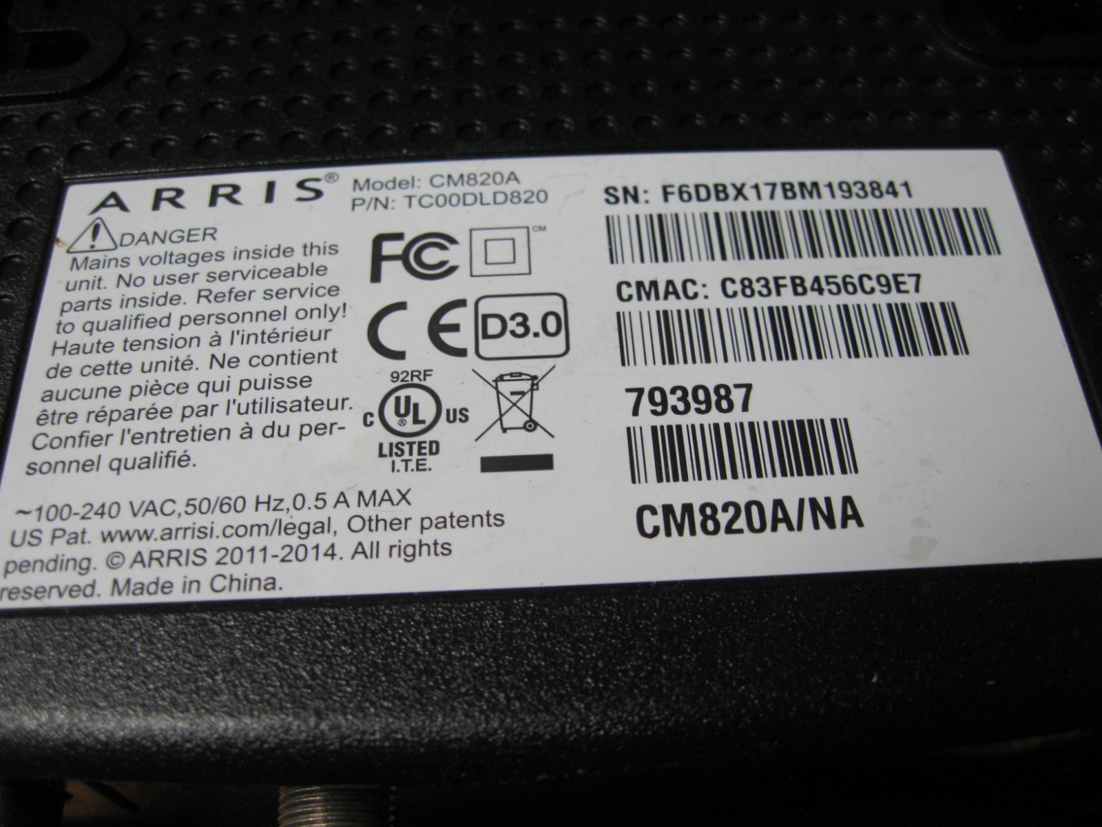 ARRIS Touchstone CM820A Cable Modem w/ Power Cord – Excellent Working Condition