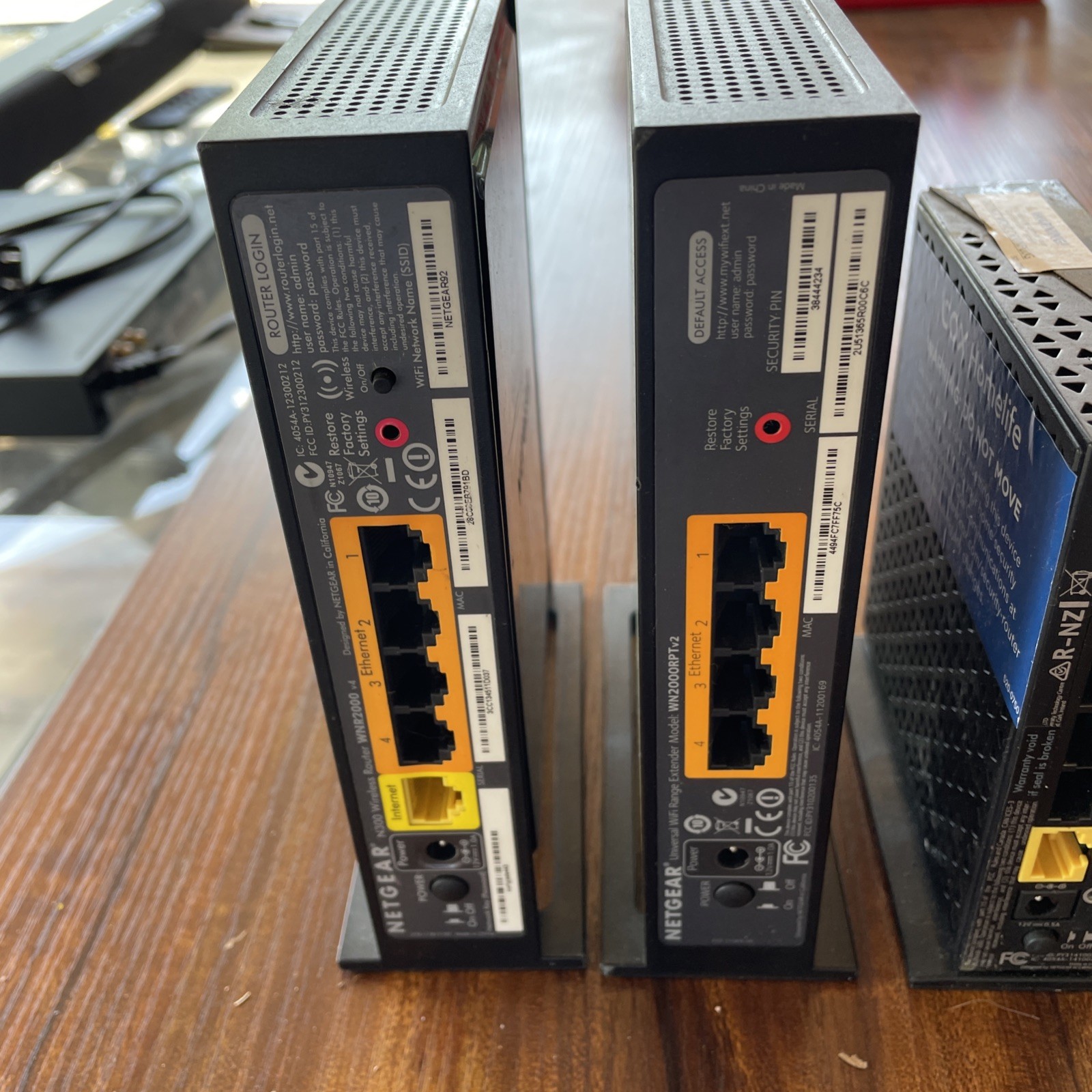 Lot Of 4 Netgear Routers Modems N300 + Cable Box Untested As Is Parts Repair