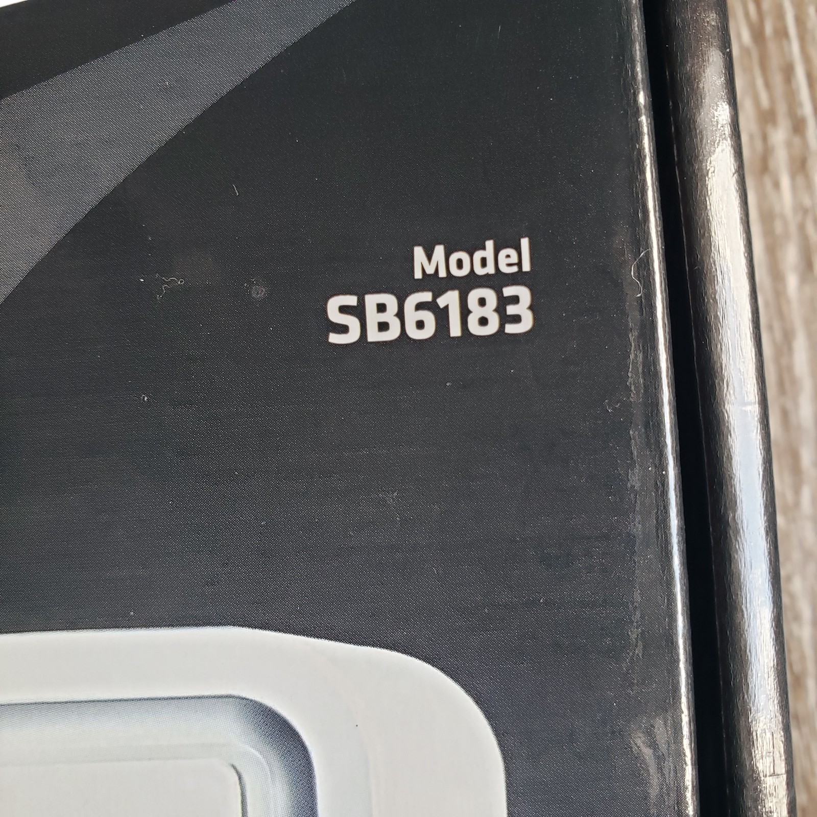 ARRIS SurfBoard SB6183 686 Mbps Cable Modem – White – Brand New