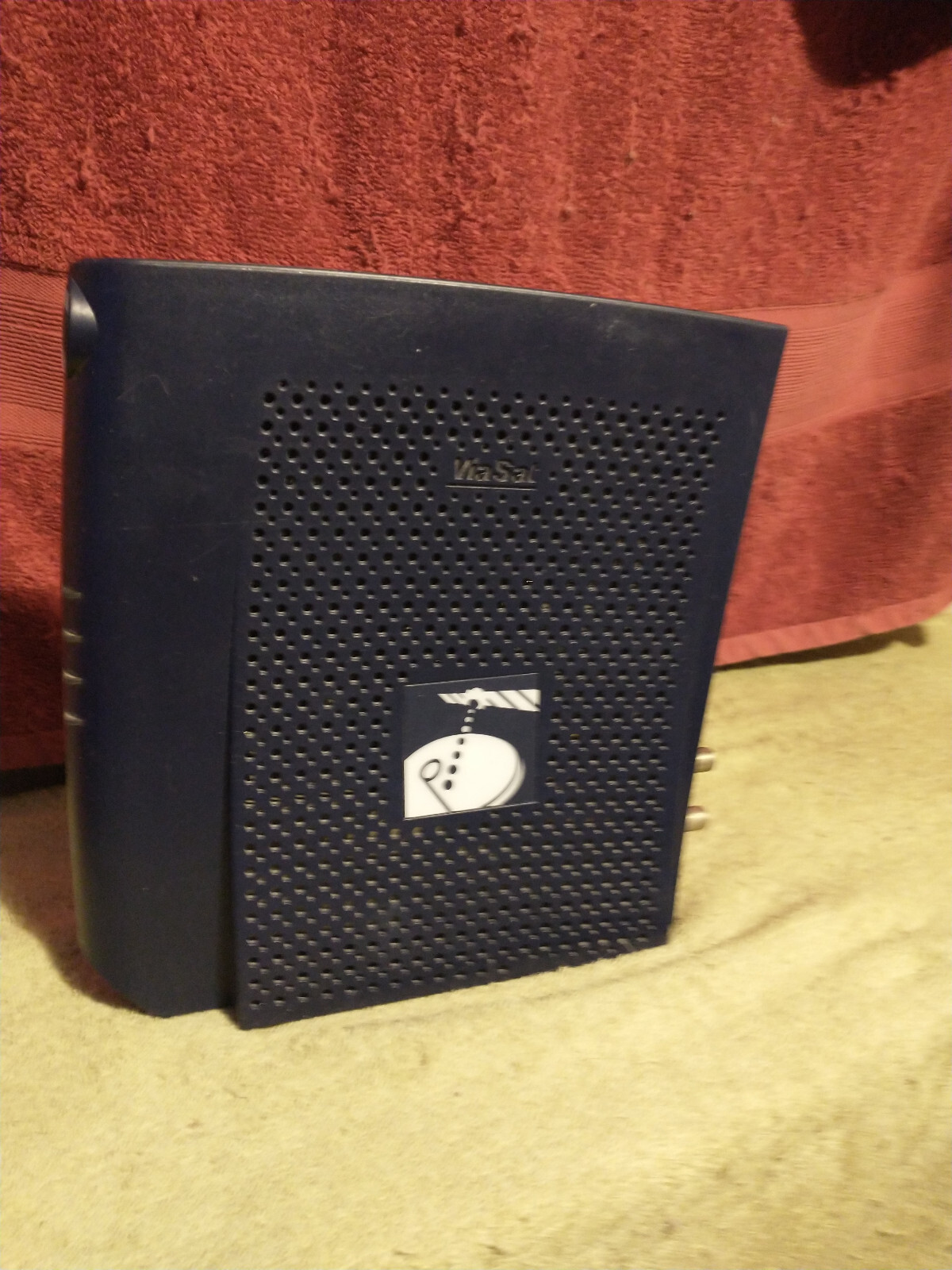 ViaSat Surfbeam Satellite Modem SM2100 Wild Blue with OE power supply. Works.