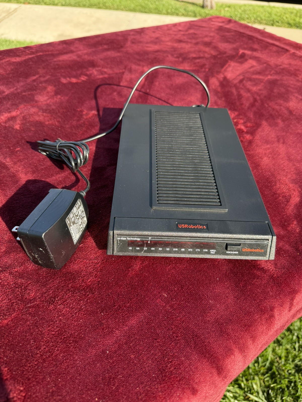 USRobotics Courier USR3453C 56 K Modem