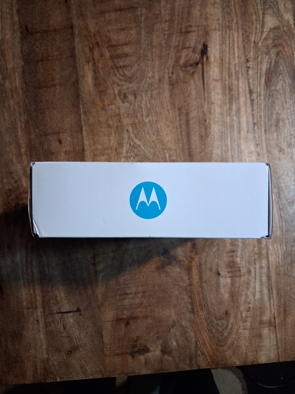 Motorola MB7220 DOCSIS 3.0 Cable Modem 8×4 Gigabit Ethernet – Open Box – Tested