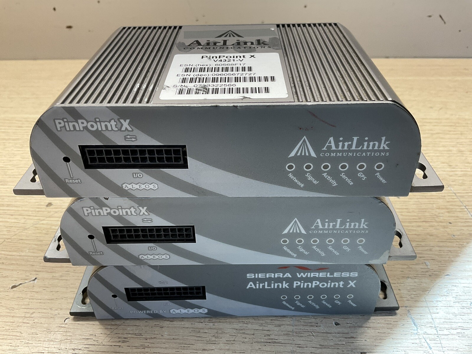 AIRLINK COMMUNICATIONS RAVEN X V4221-V/ LOT OF 3/ FRA577