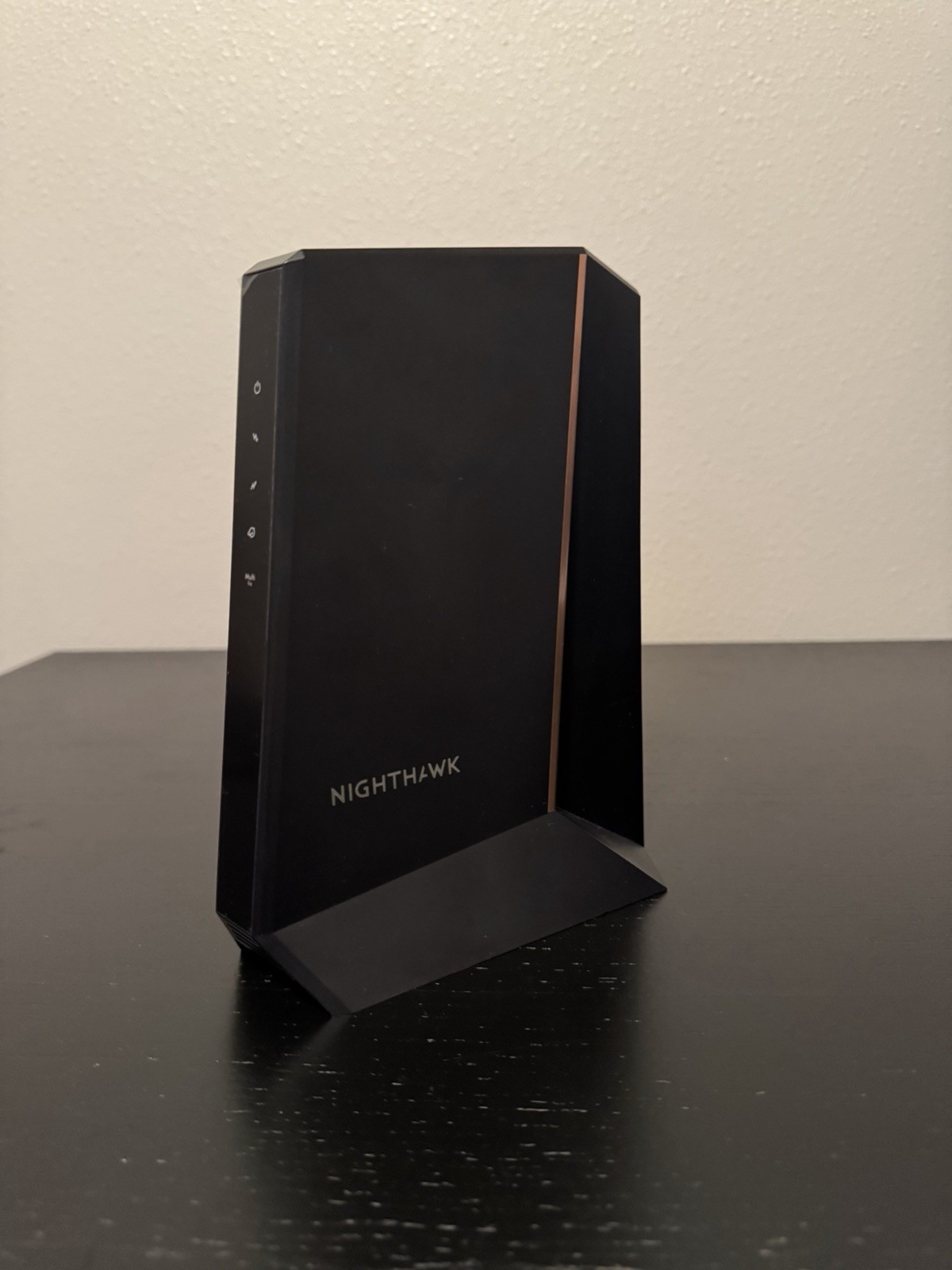 Netgear Nighthawk CM2000 2.5Gbps Multi Gig Internet Speed Cable Modem DOCSIS 3.1