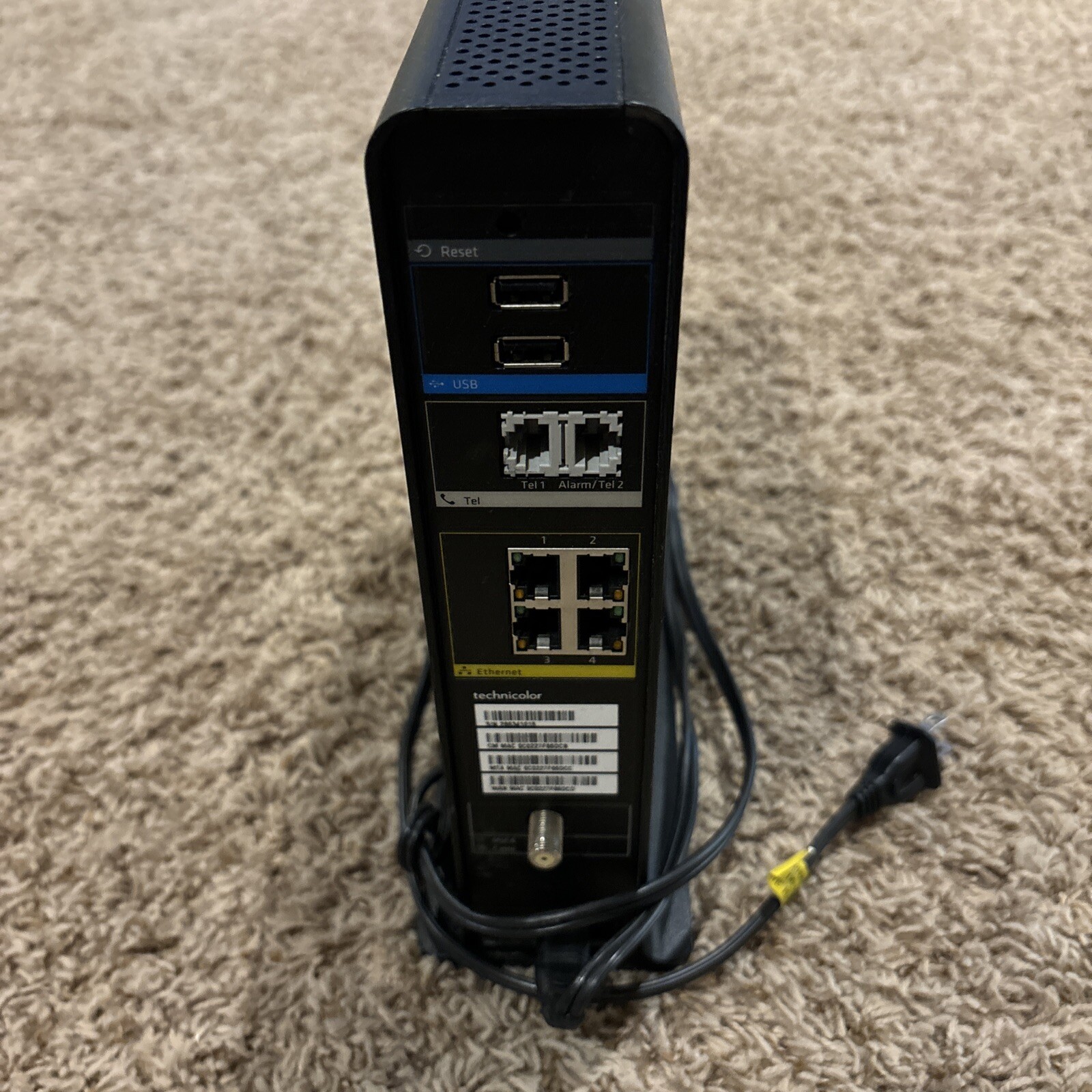 Technicolor DPC3941B Comcast Business Dual Band WiFi Cable Modem Router w/Cord