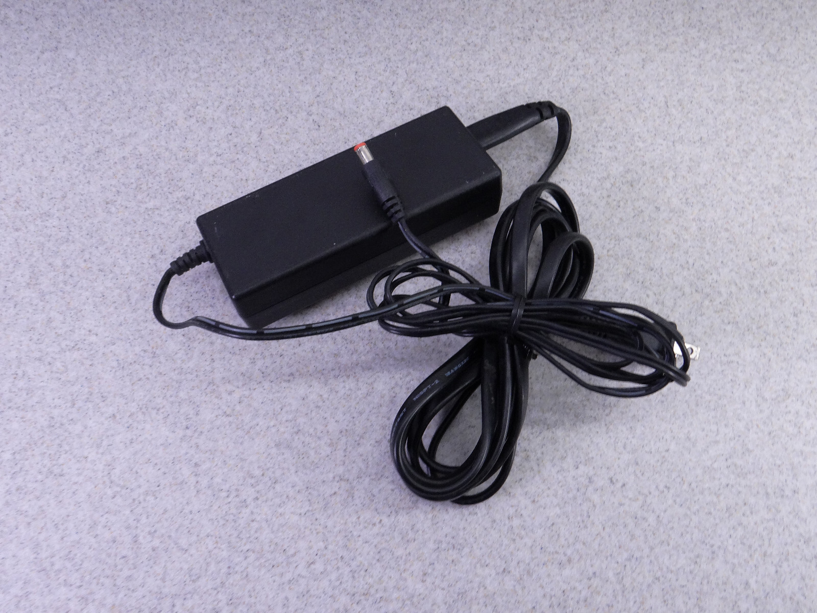 LITEON AC ADAPTER / POWER SUPPLY – MODEL PA-1360-07C1 – 100-240V TO 12V