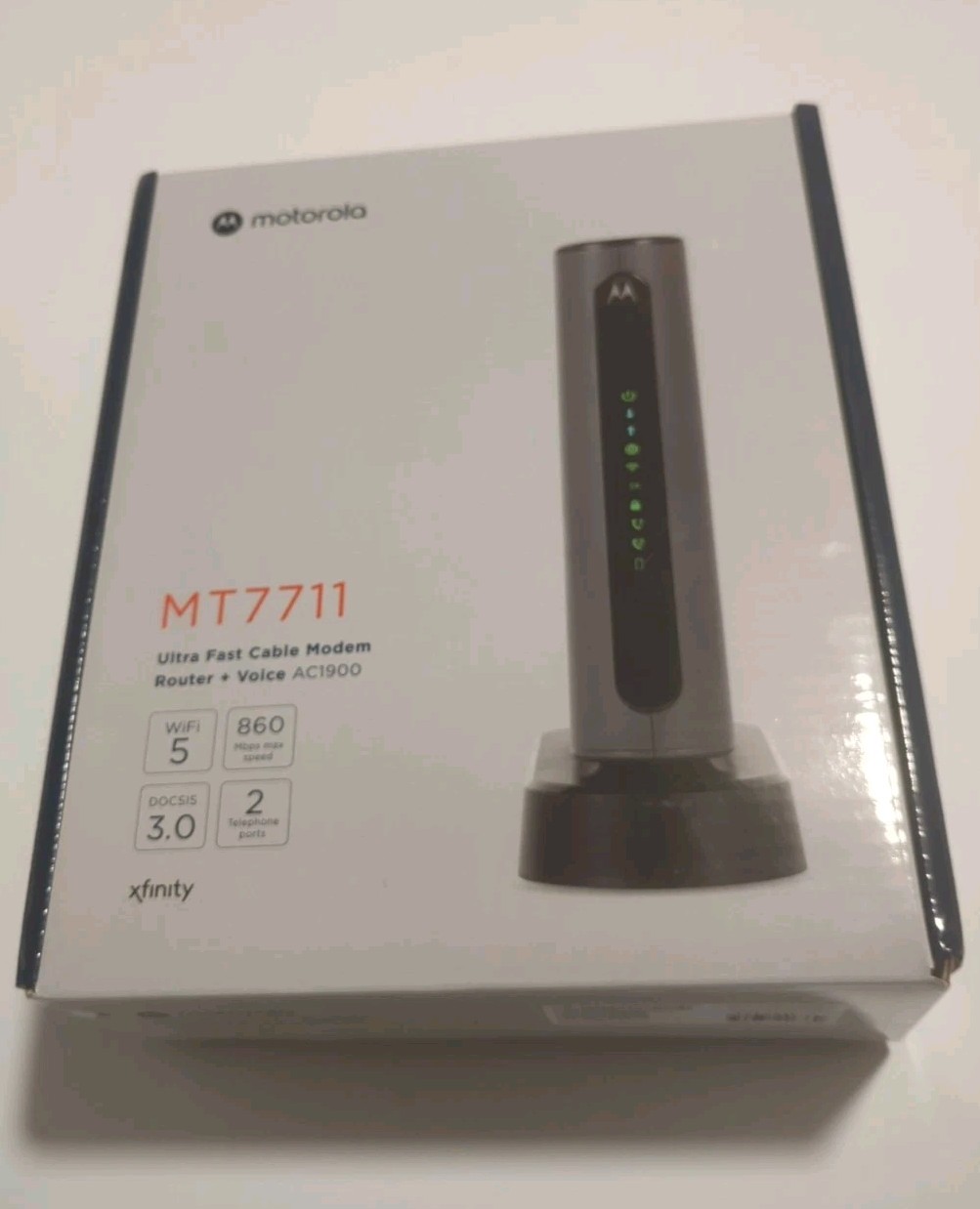 Motorola MT7711 Ultra Fast 24X8 Cable Modem Router + Voice AC1900