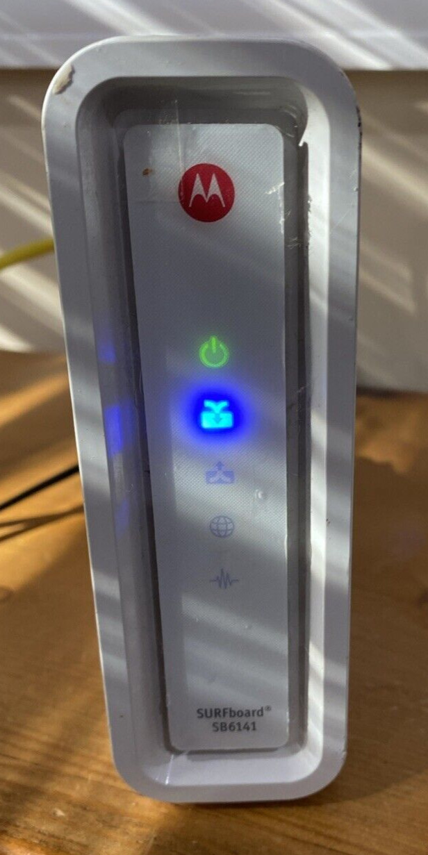 ARRIS SURFboard SB6141 Motorola White Modem W/ Power/Ethernet Cable High Powered
