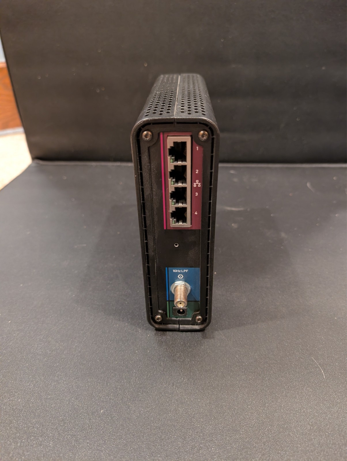 Motorola Arris Surfboard Modem/WiFi Router N300 Dual Band Model SBG6580 Complete