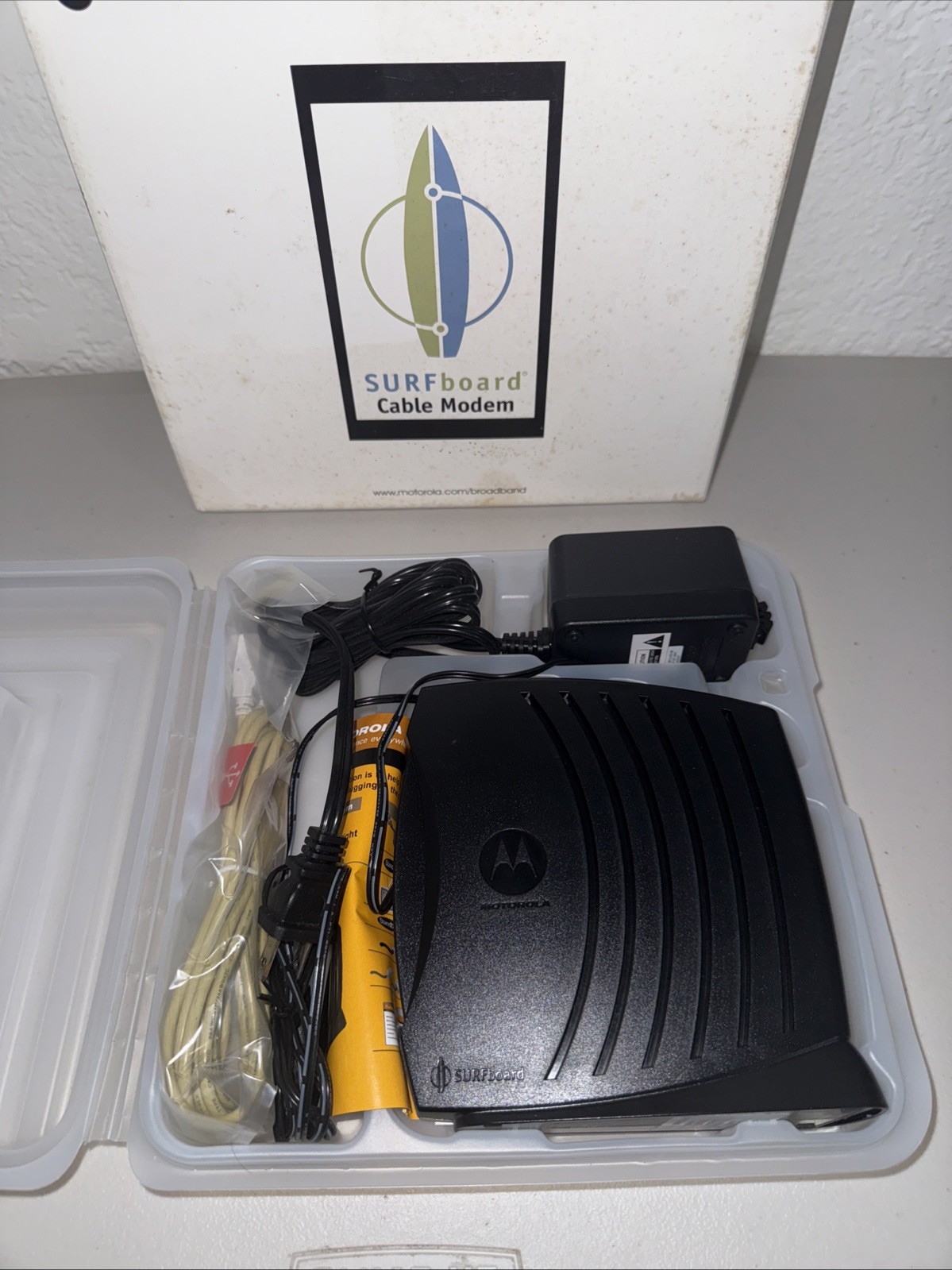 Motorola SB5120 SURFboard Cable Modem (505788-001-00)