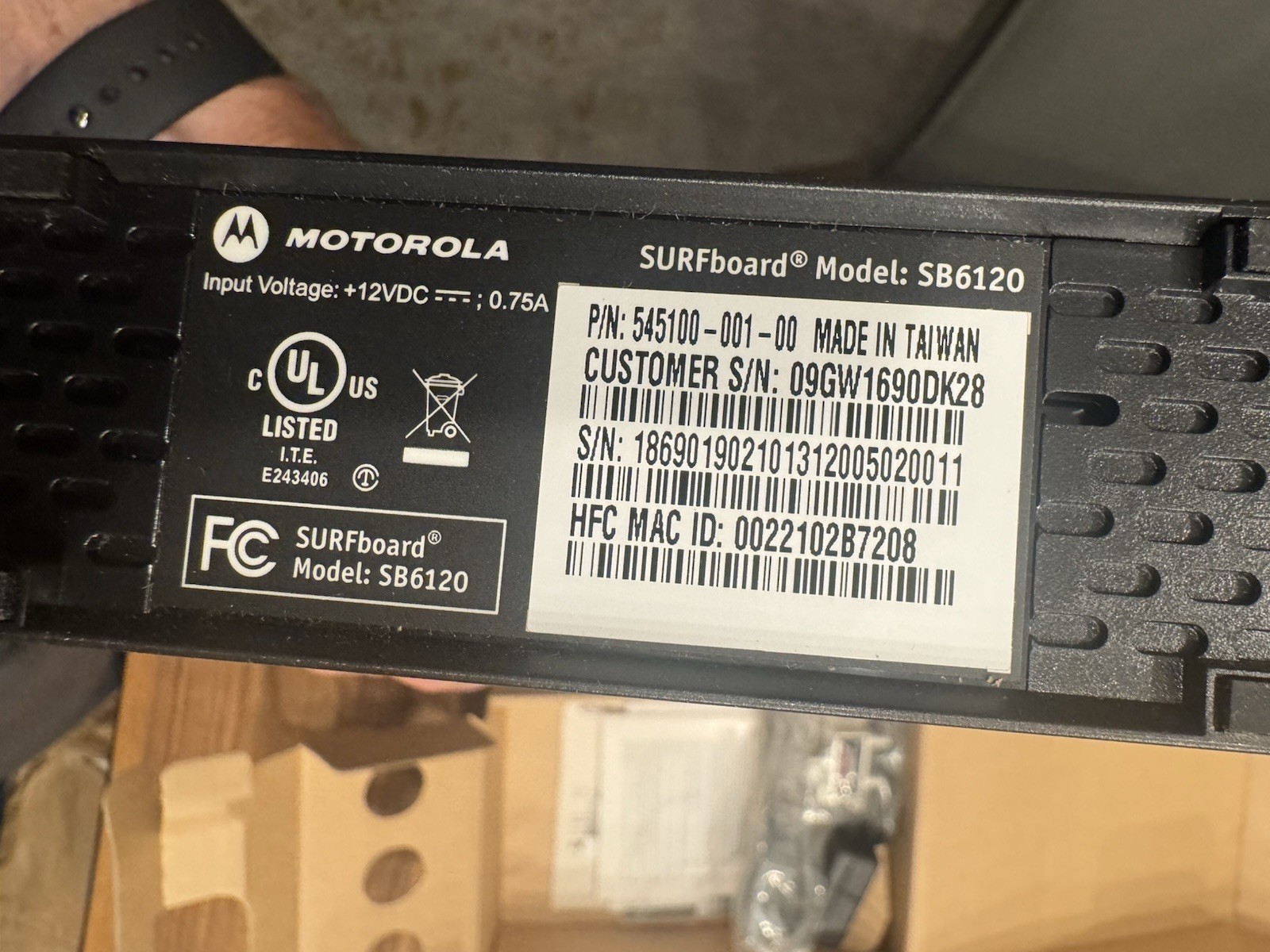 Motorola SB6120 Surfboard DOCSIS 3.0 Cable Modem 150 Mbps, Black