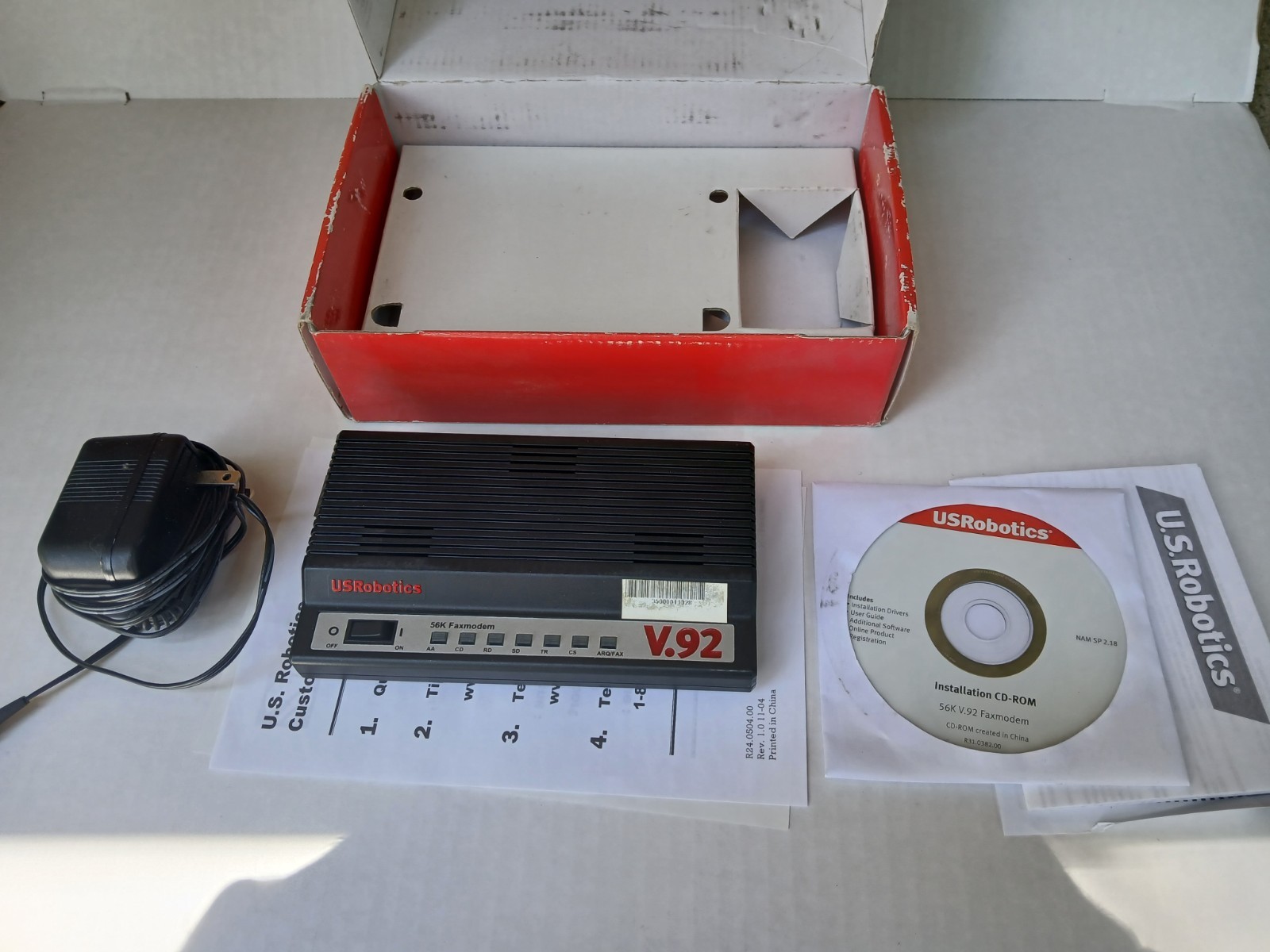 Vintage USRobotics 56k Modem nice used condition.